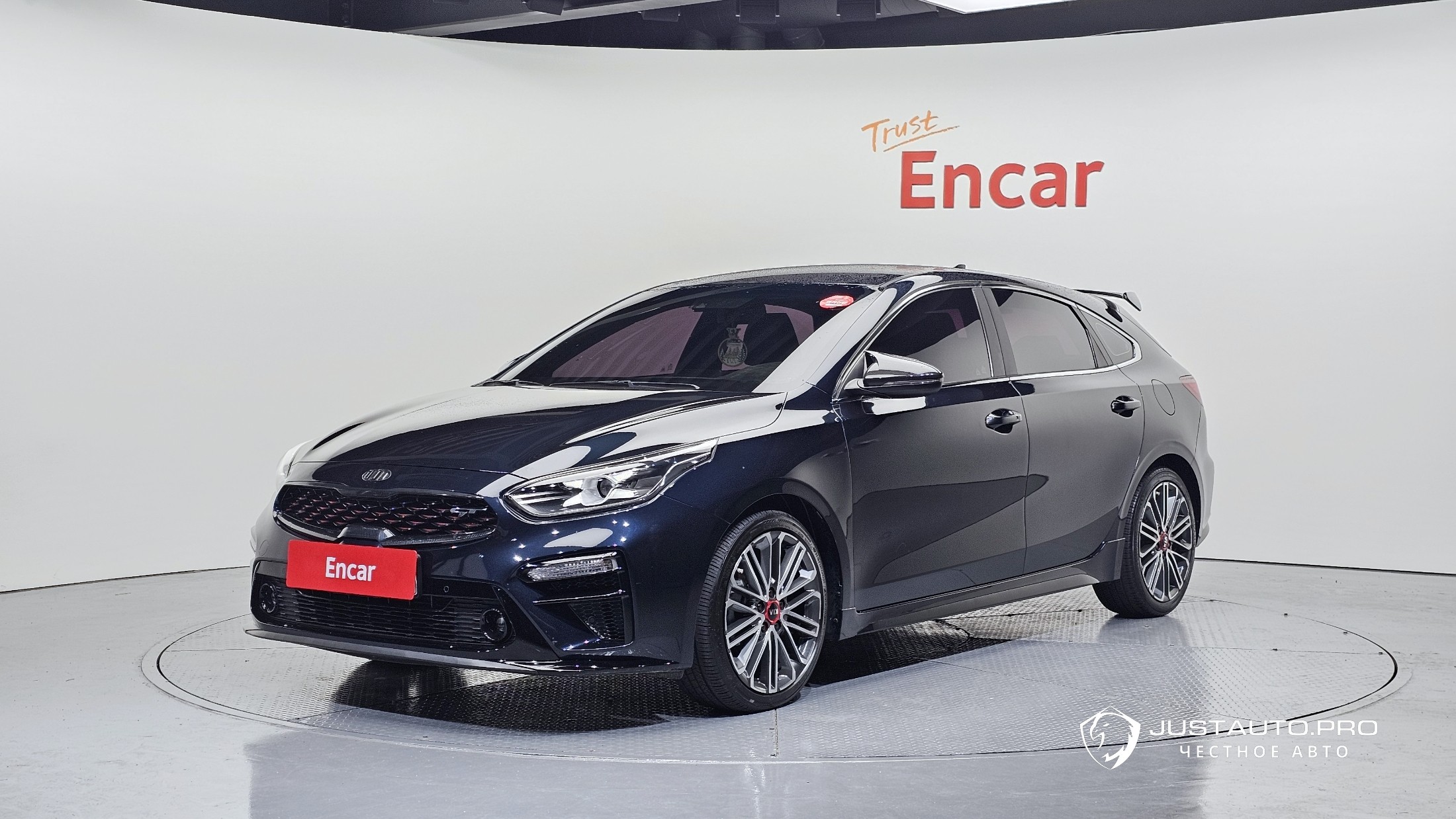 Автомобиль Kia K3