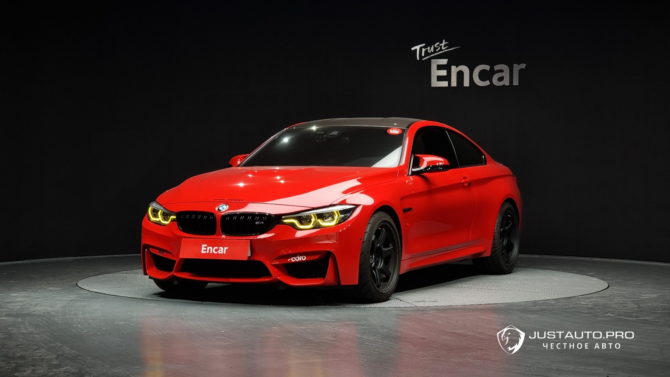 Автомобиль BMW M4