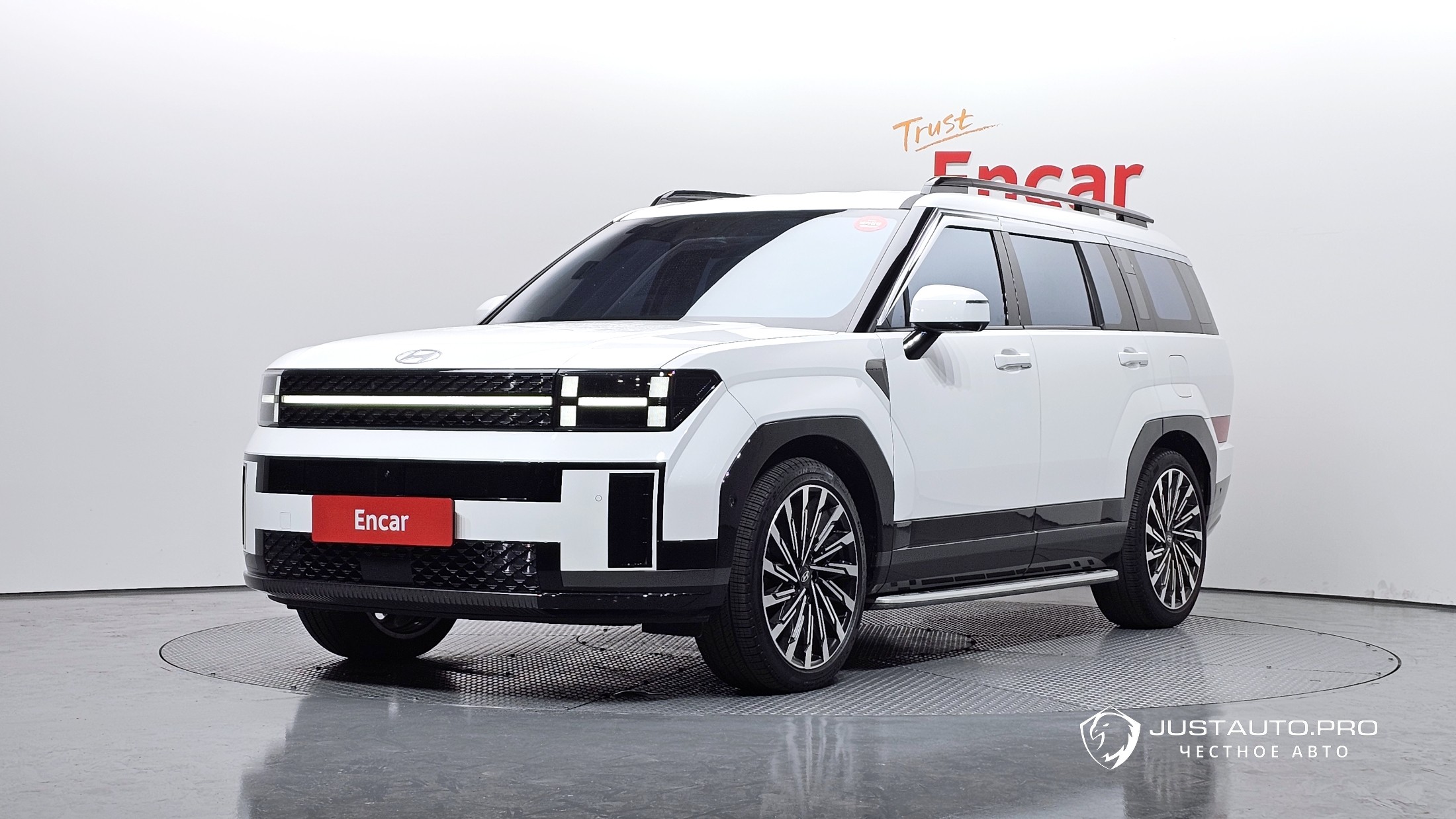 Автомобиль Hyundai Santafe