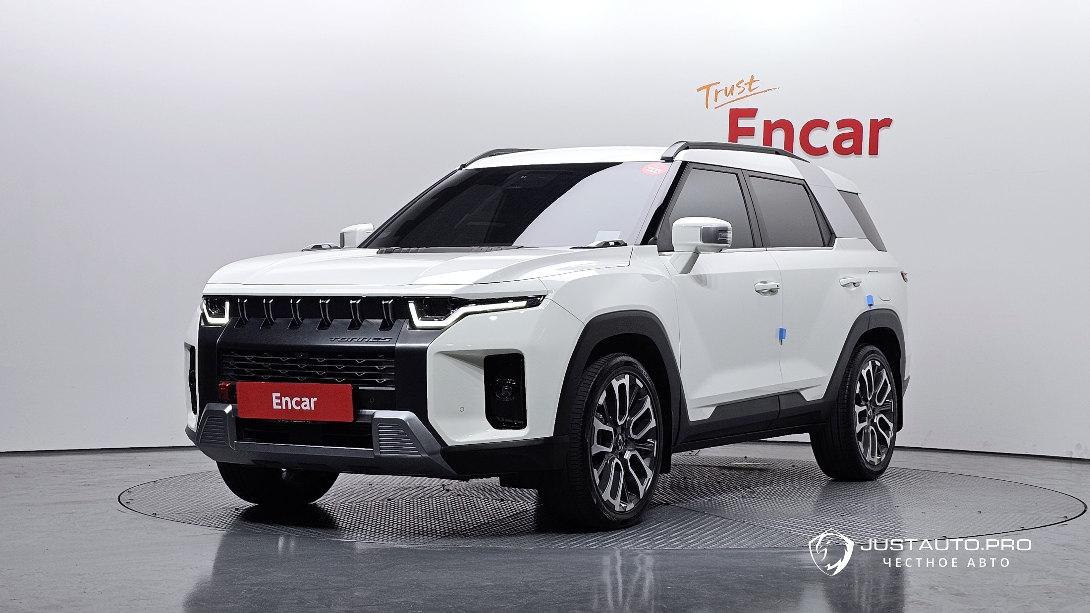 Автомобиль KG_Mobility_Ssangyong Torres