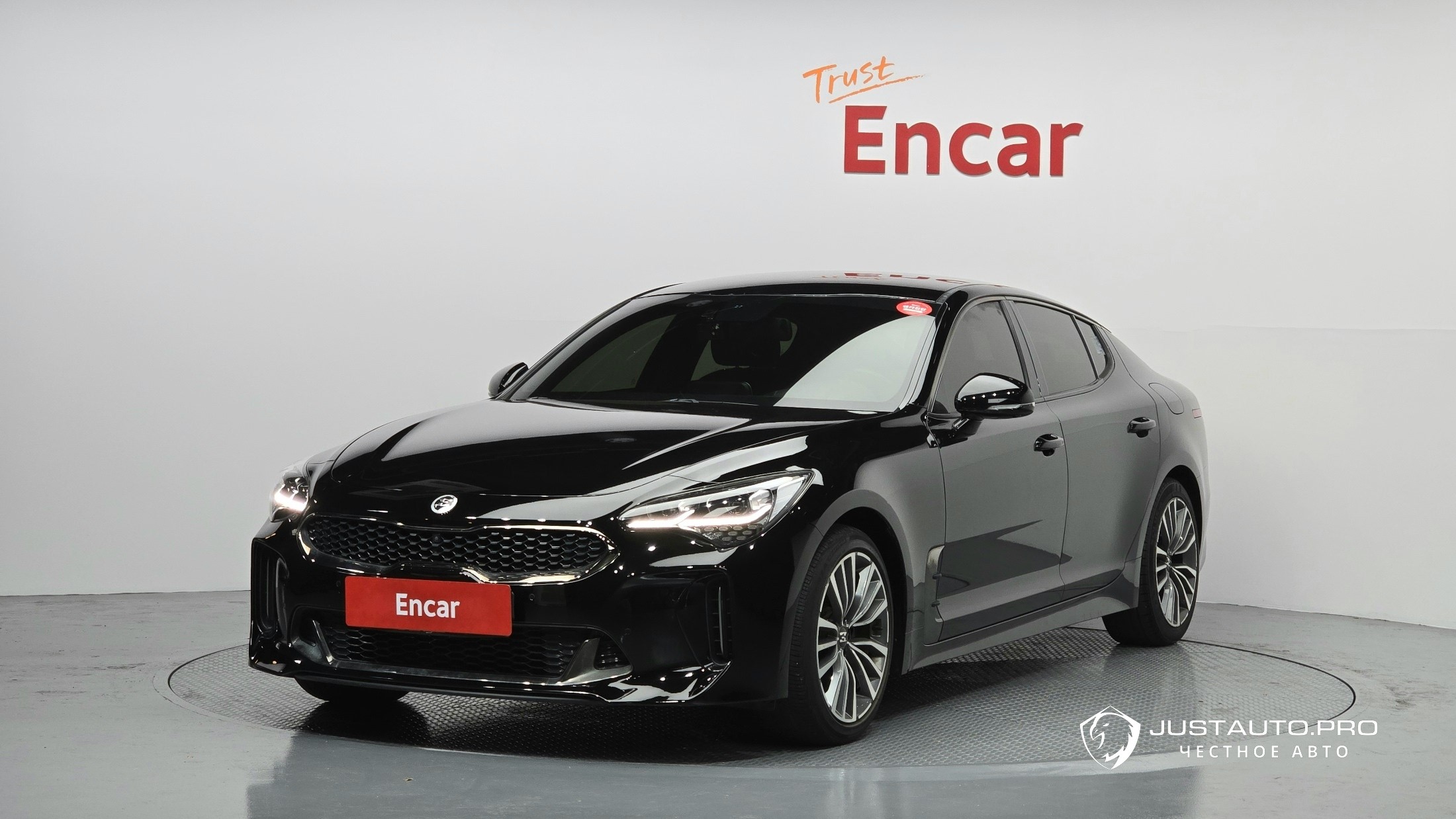 Автомобиль Kia Stinger