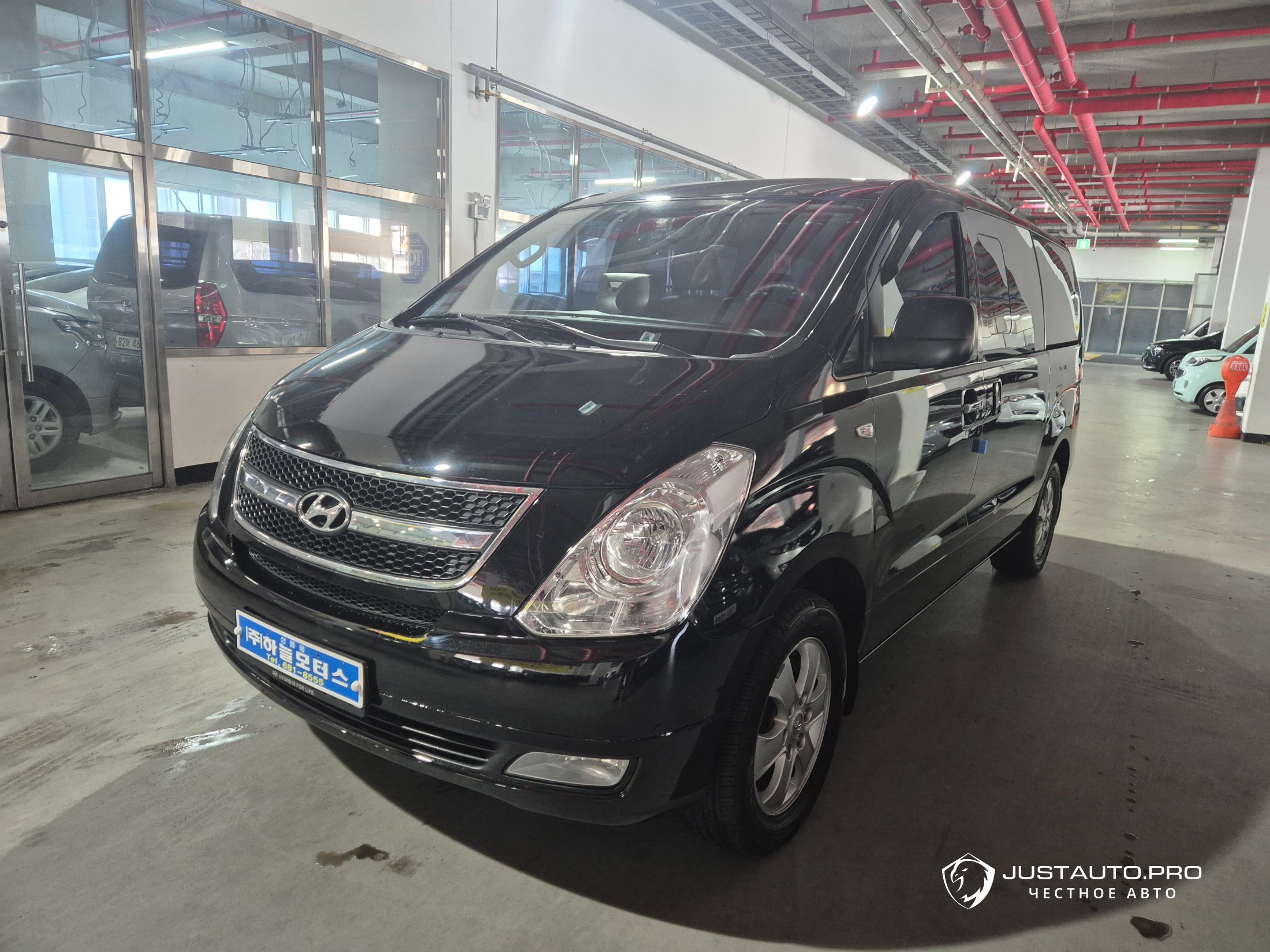 Автомобиль Hyundai Starex