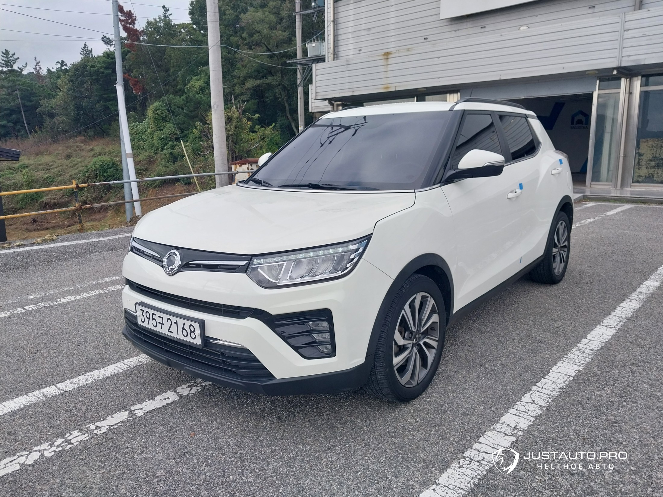 Автомобиль KG_Mobility_Ssangyong TIBOLI