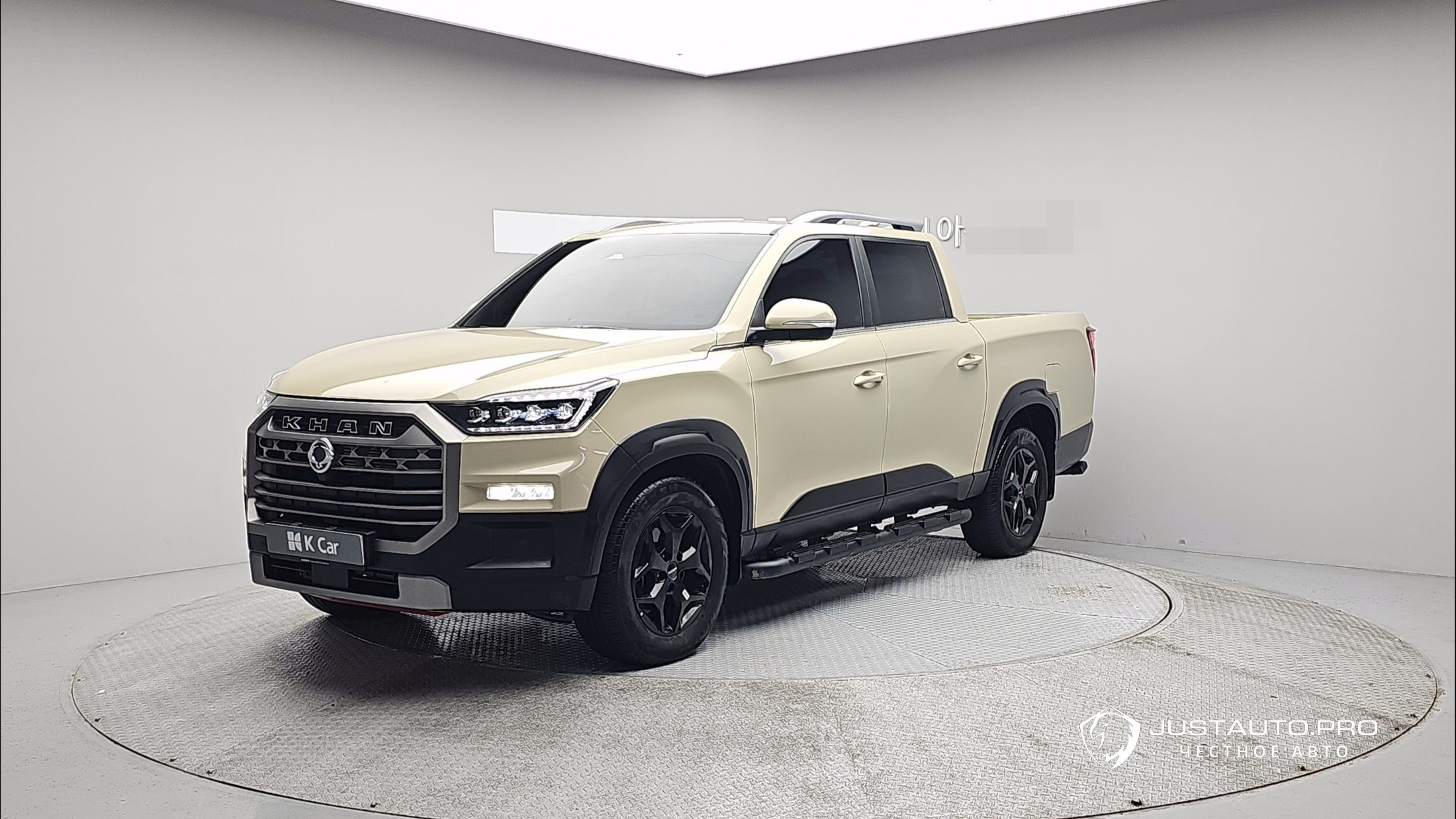 Автомобиль KG_Mobility_Ssangyong Rexton