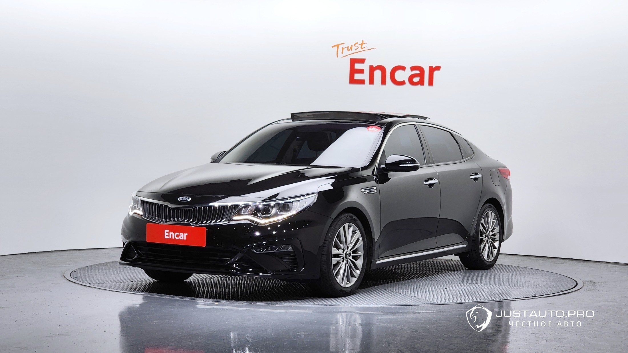 Автомобиль Kia K5