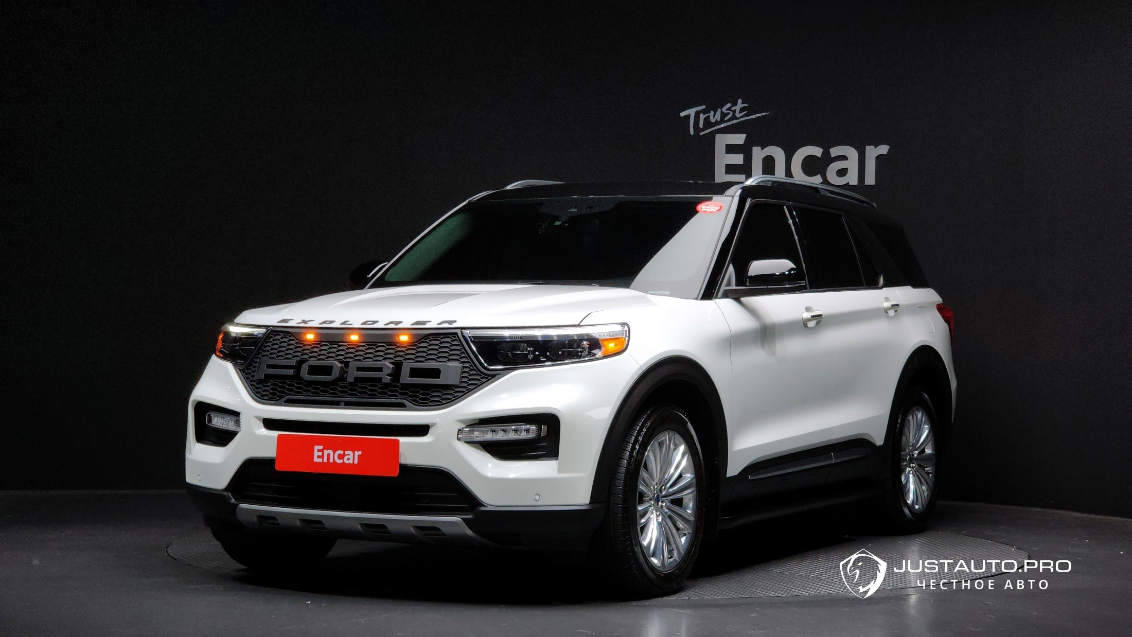 Автомобиль Ford Explorer