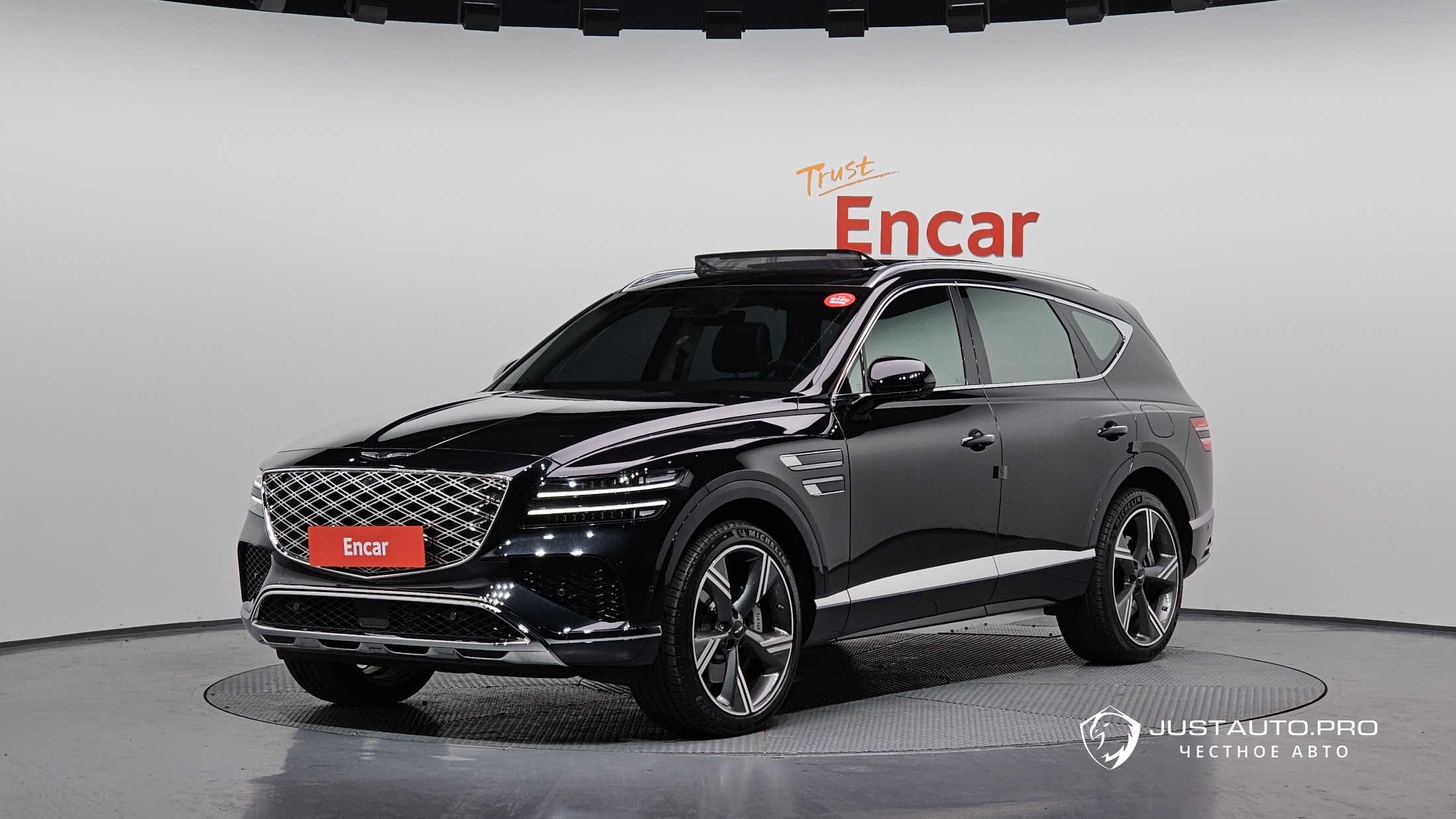 Автомобиль Genesis GV80