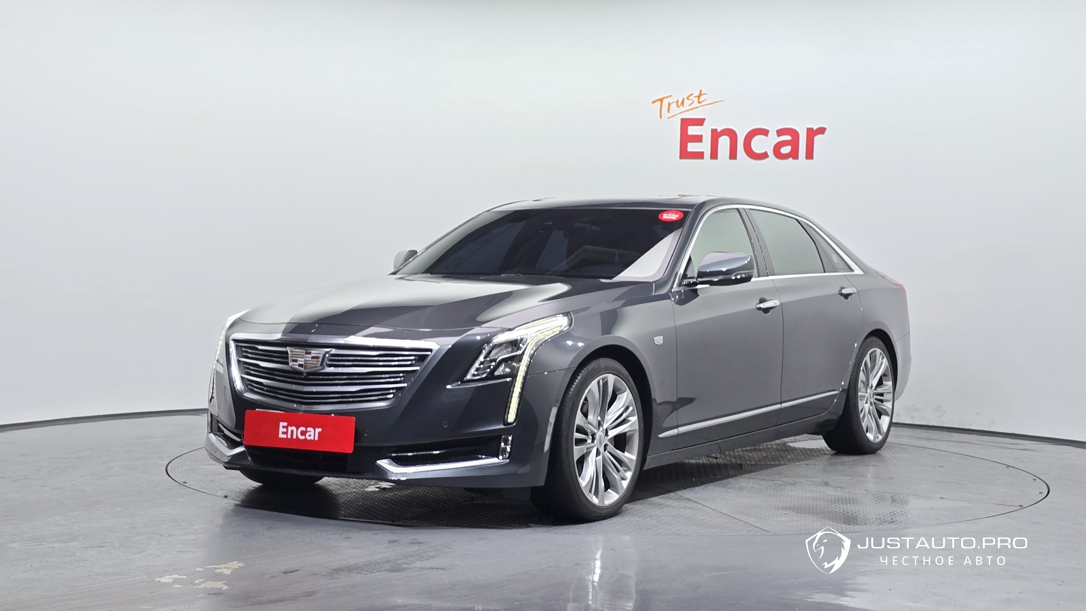 Автомобиль Cadillac CT6