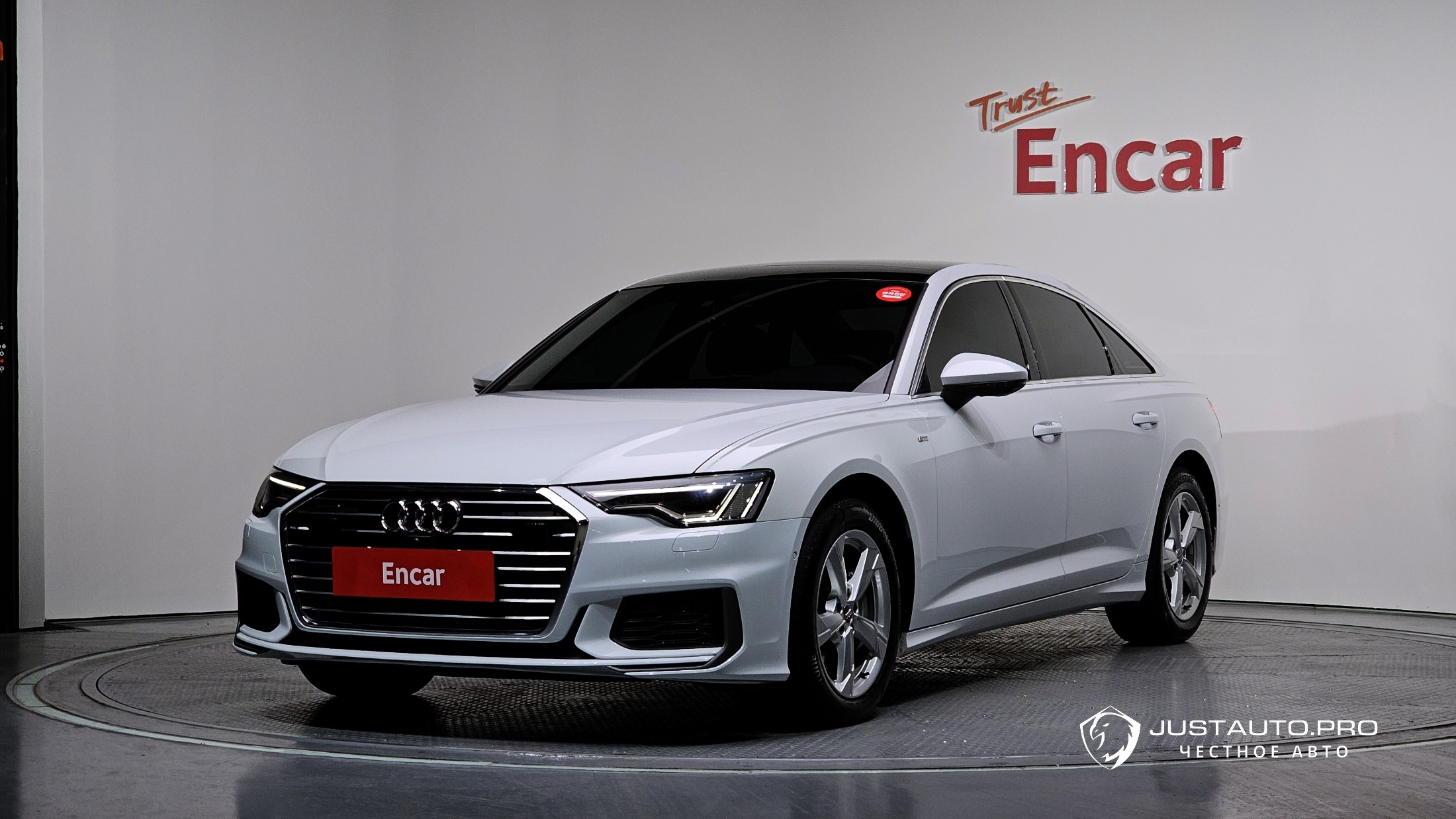 Автомобиль Audi A6