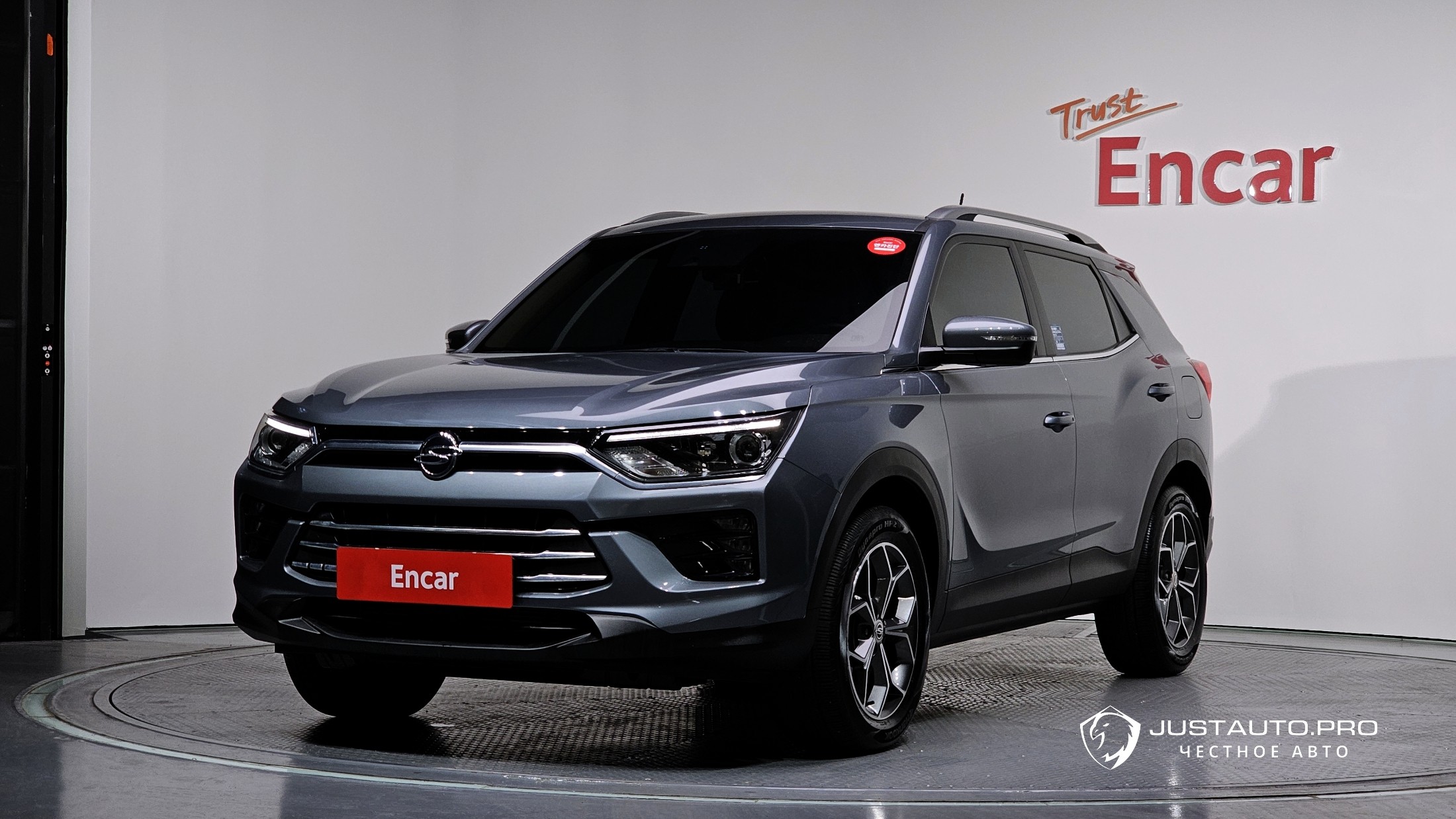 Автомобиль KG_Mobility_Ssangyong KORANDO