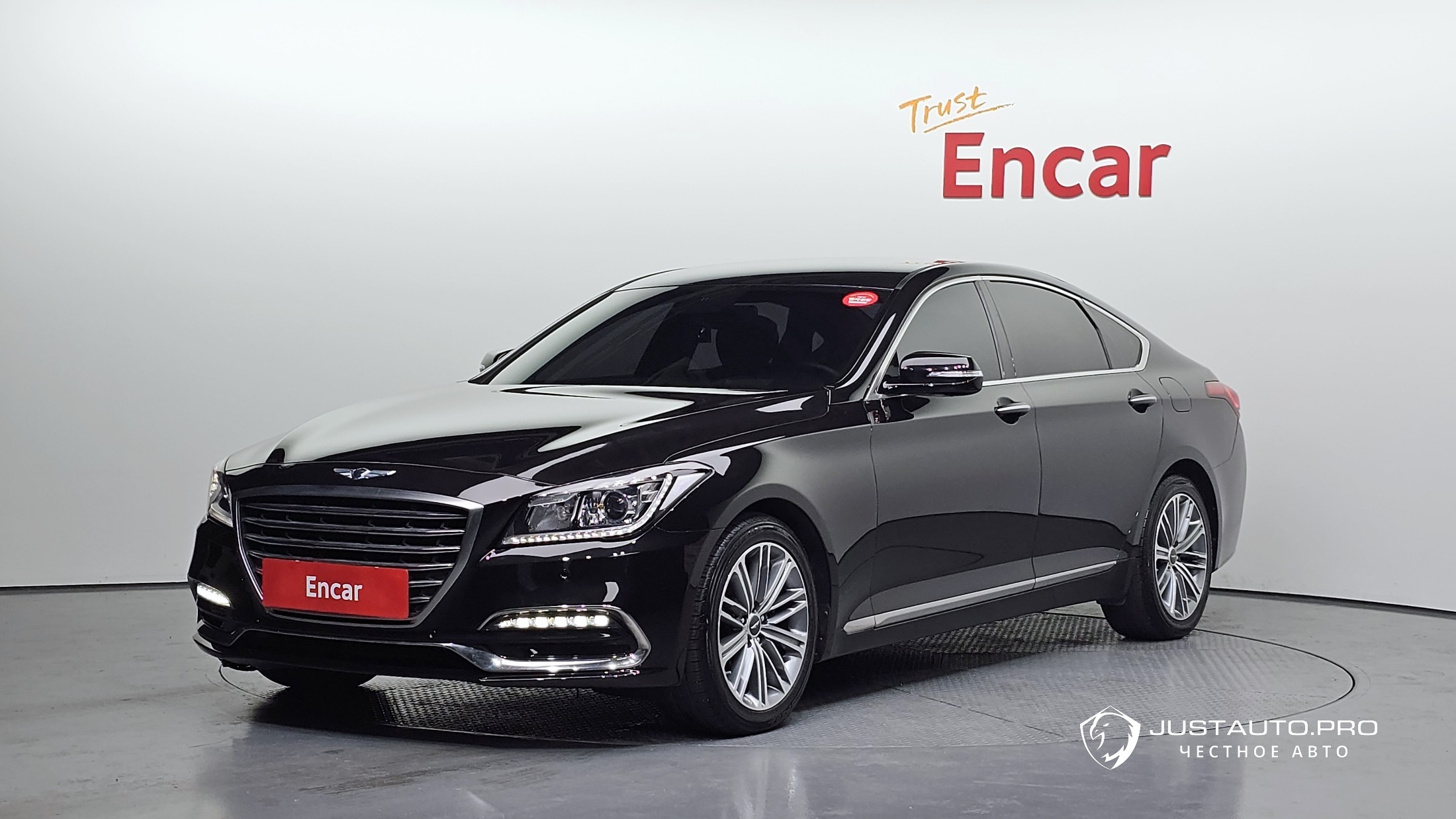 Автомобиль Genesis G80