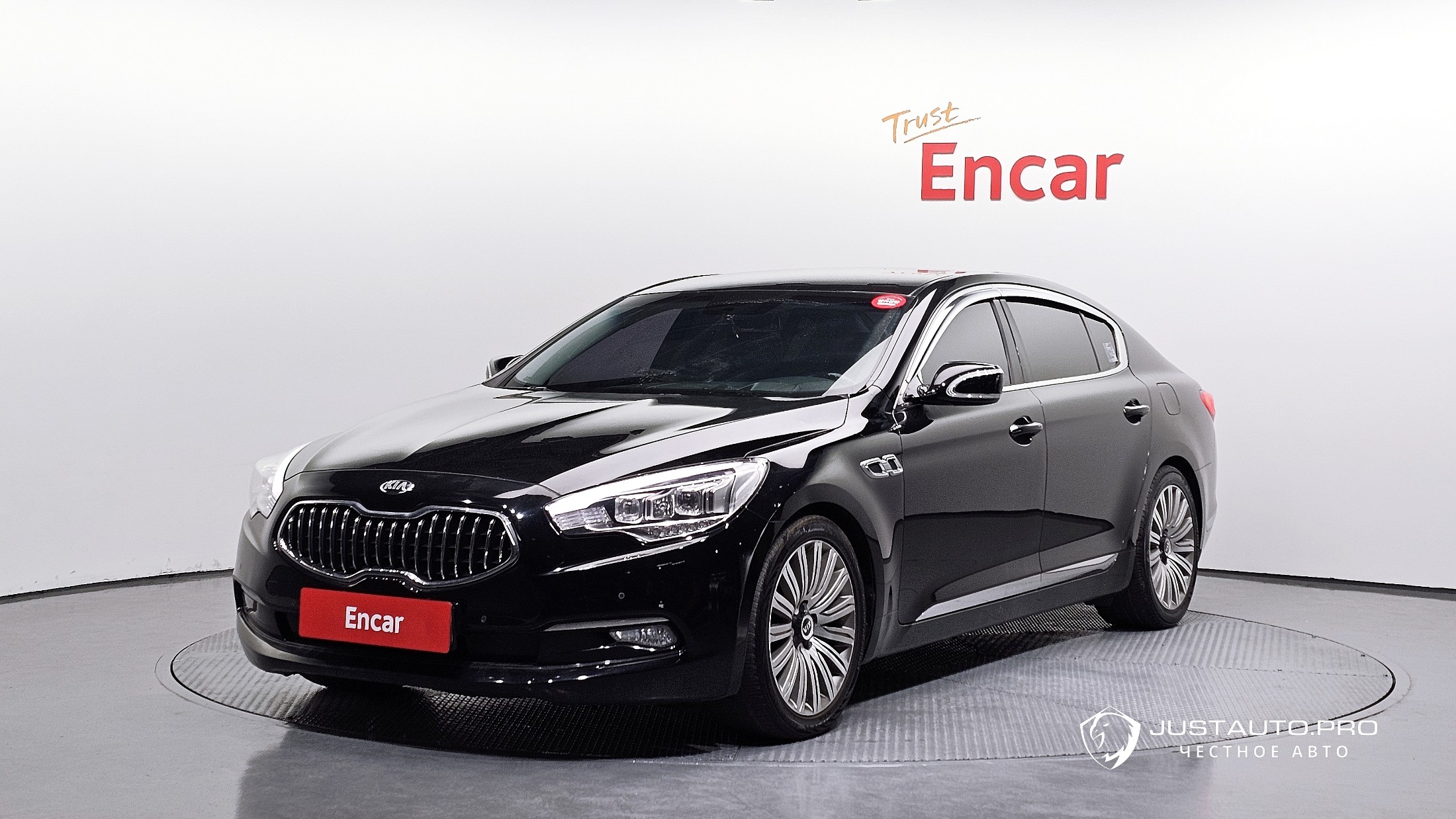 Автомобиль Kia K9