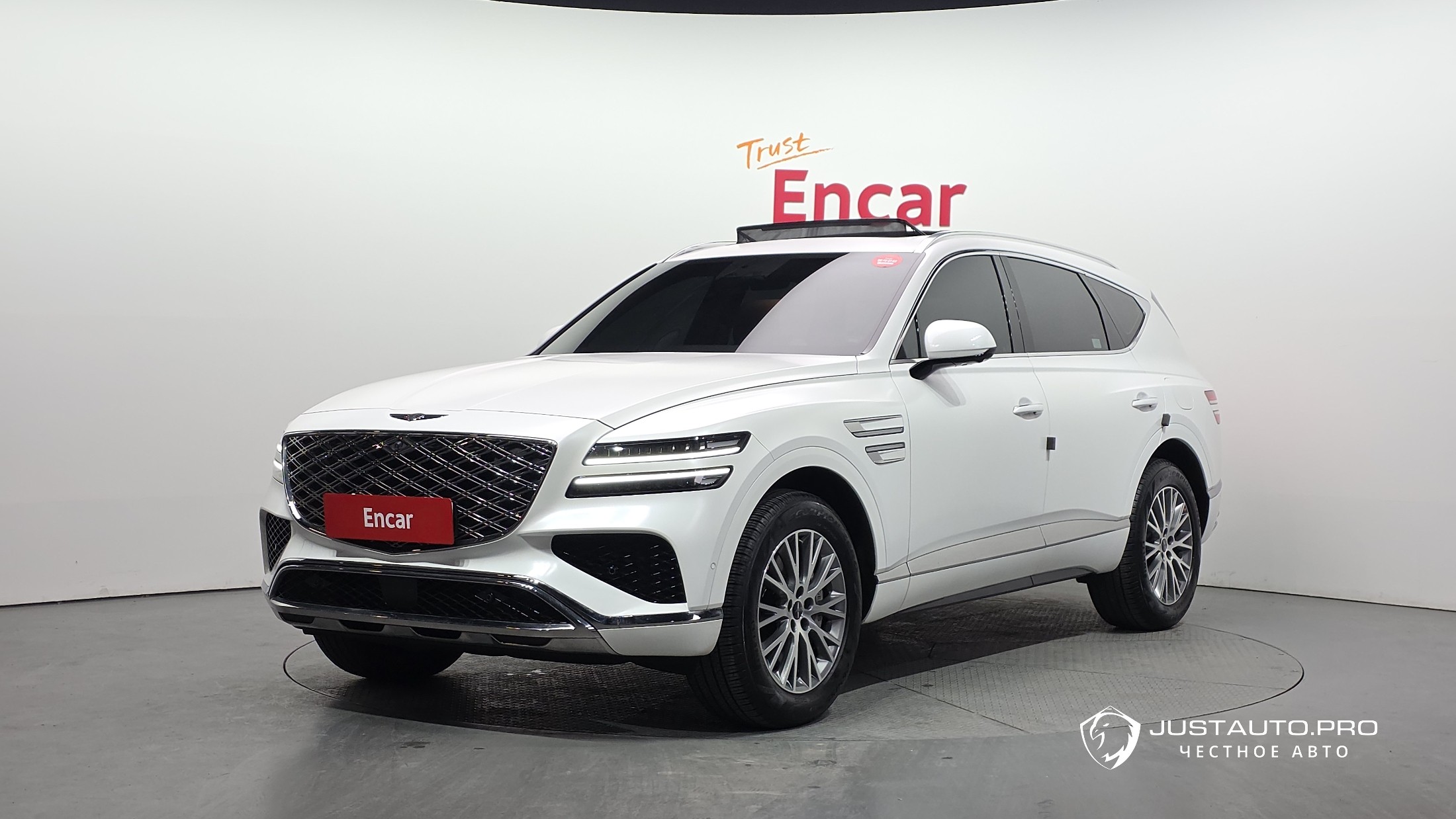 Автомобиль Genesis GV80
