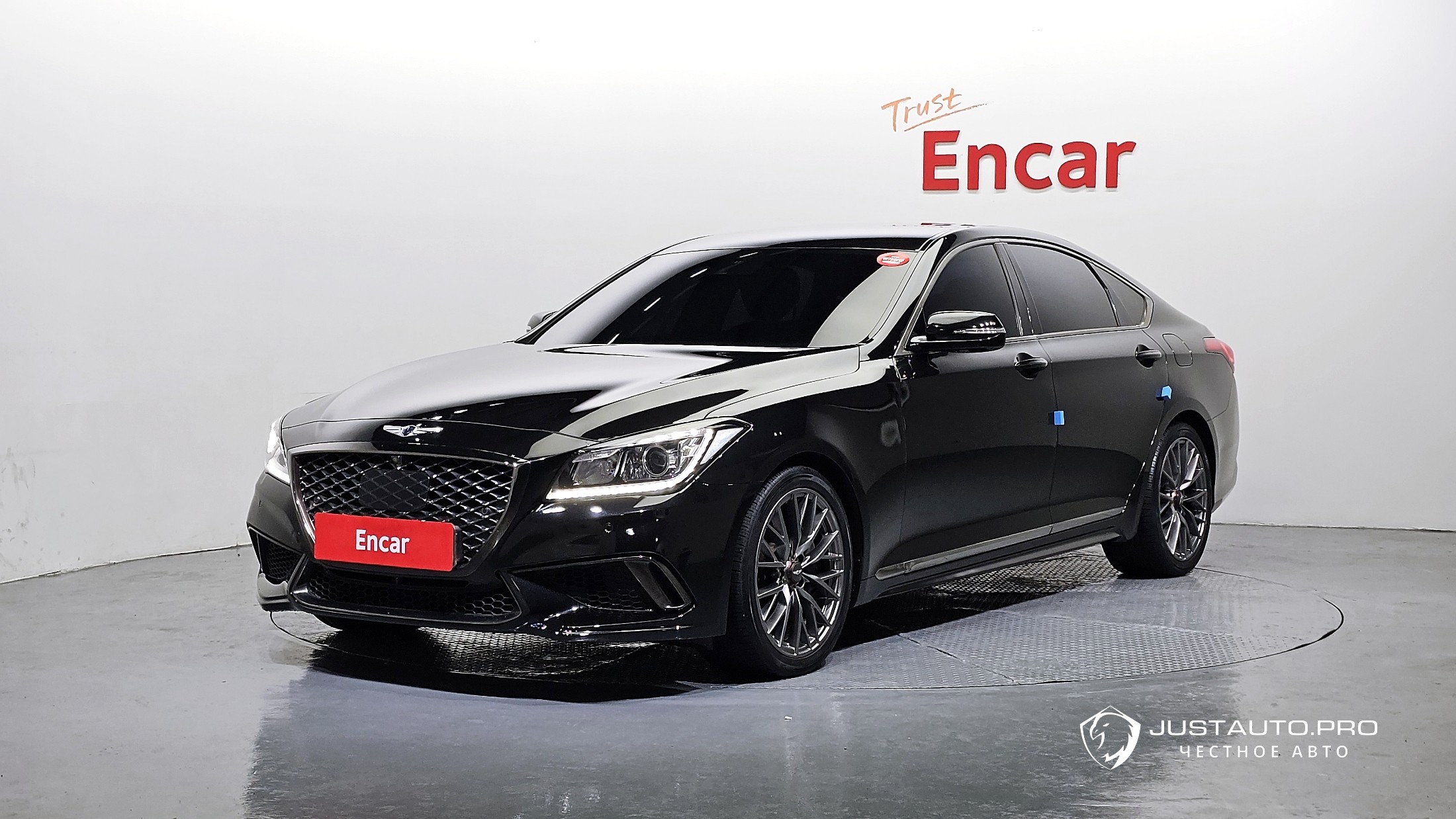 Автомобиль Genesis G80