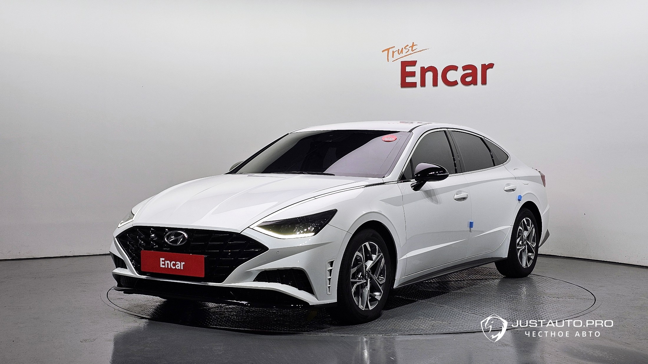 Автомобиль Hyundai Sonata