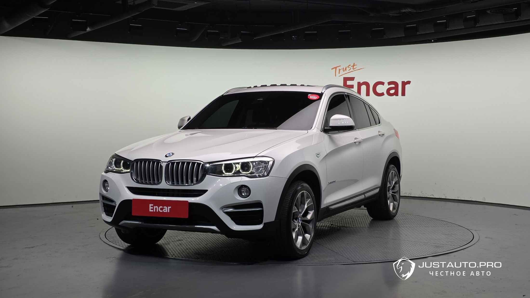 Автомобиль BMW X4