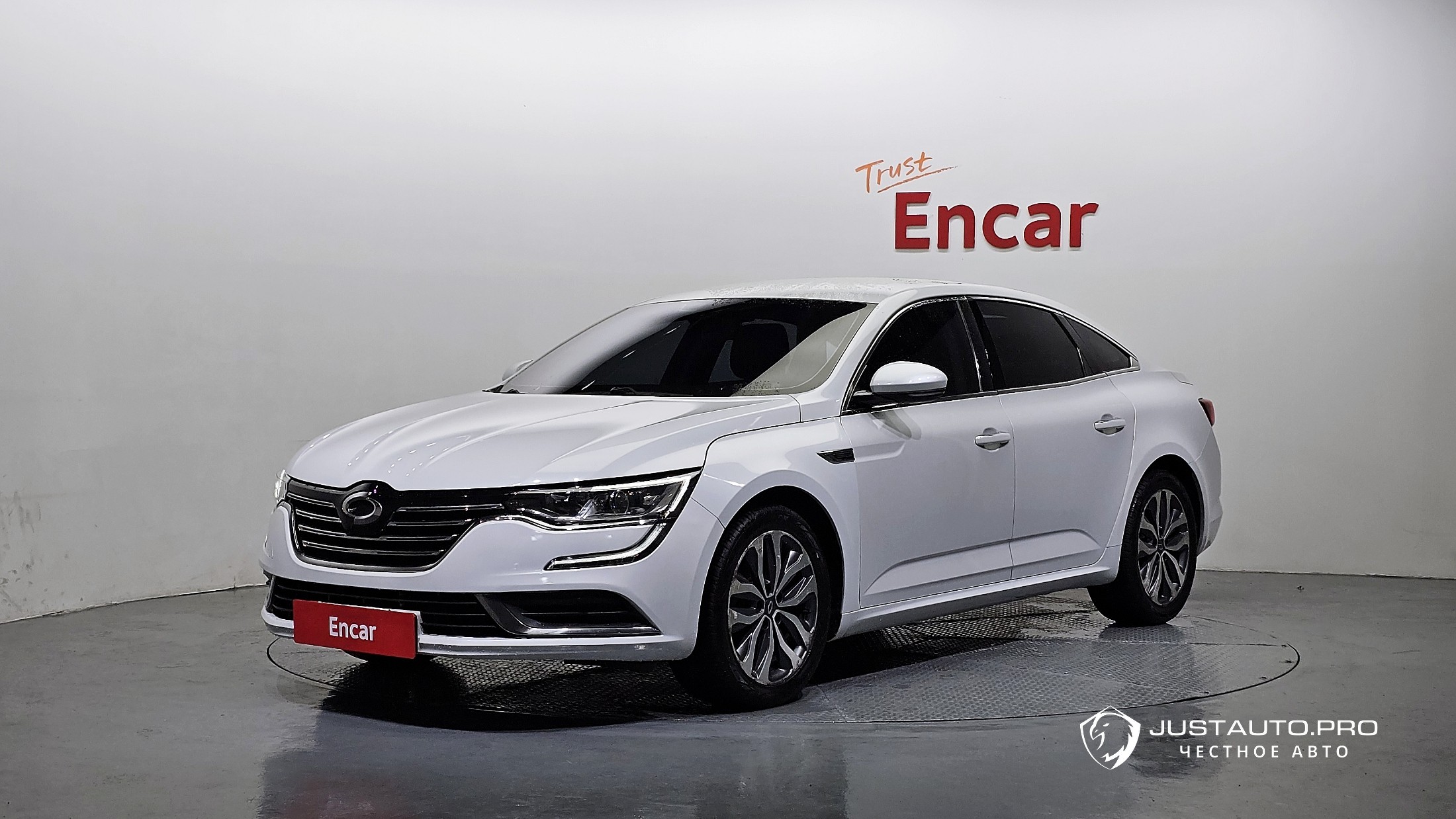 Автомобиль Renault-KoreaSamsung SM6
