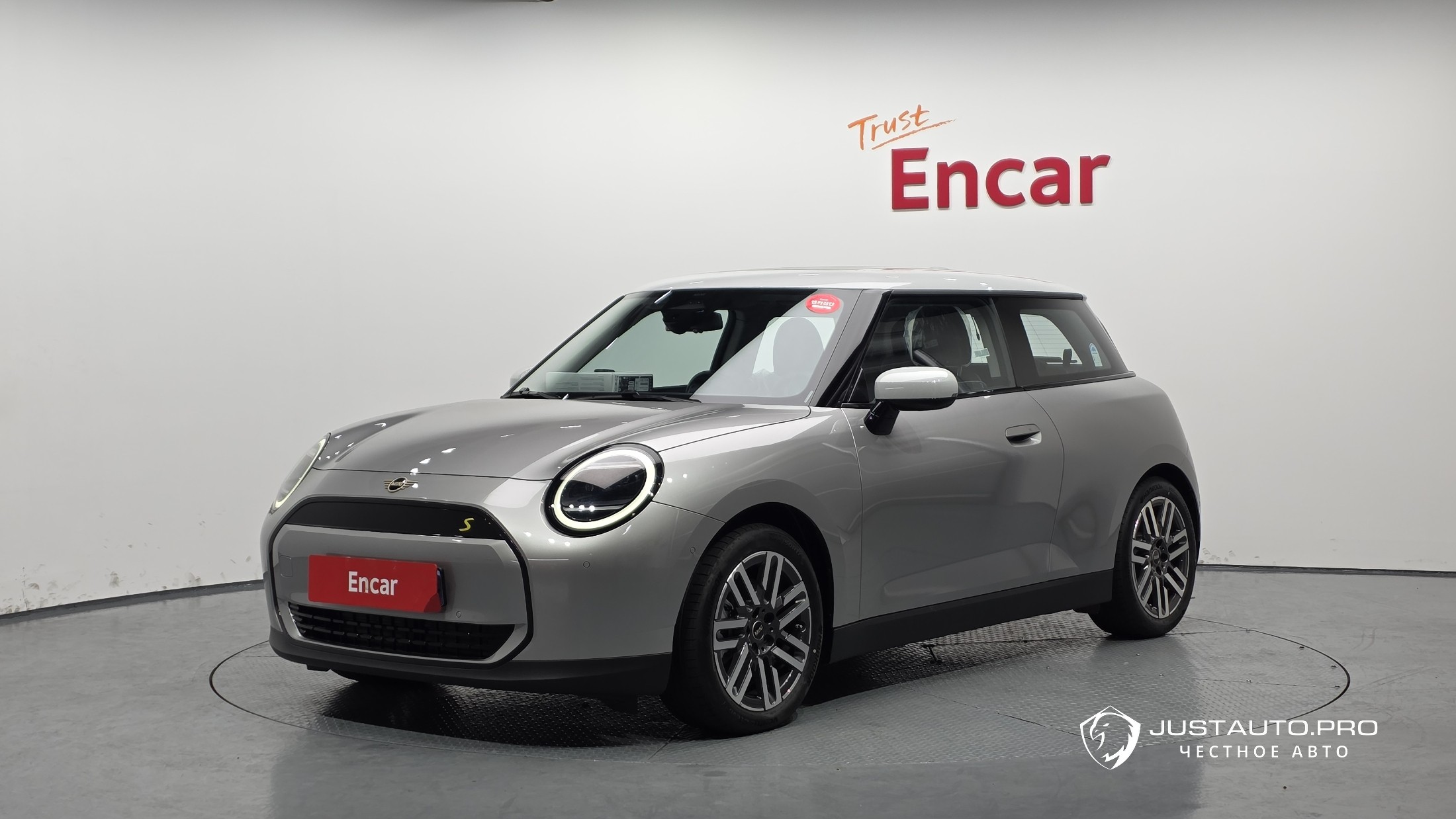 Автомобиль Mini Cooper