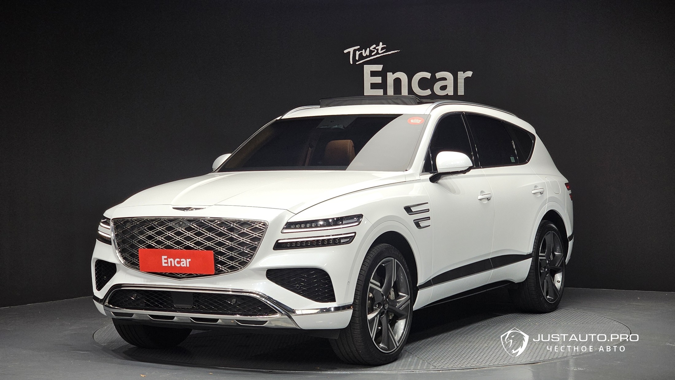 Автомобиль Genesis GV80