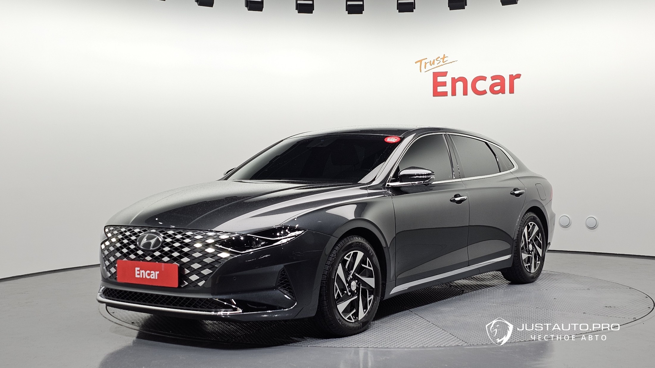 Автомобиль Hyundai Grandeur