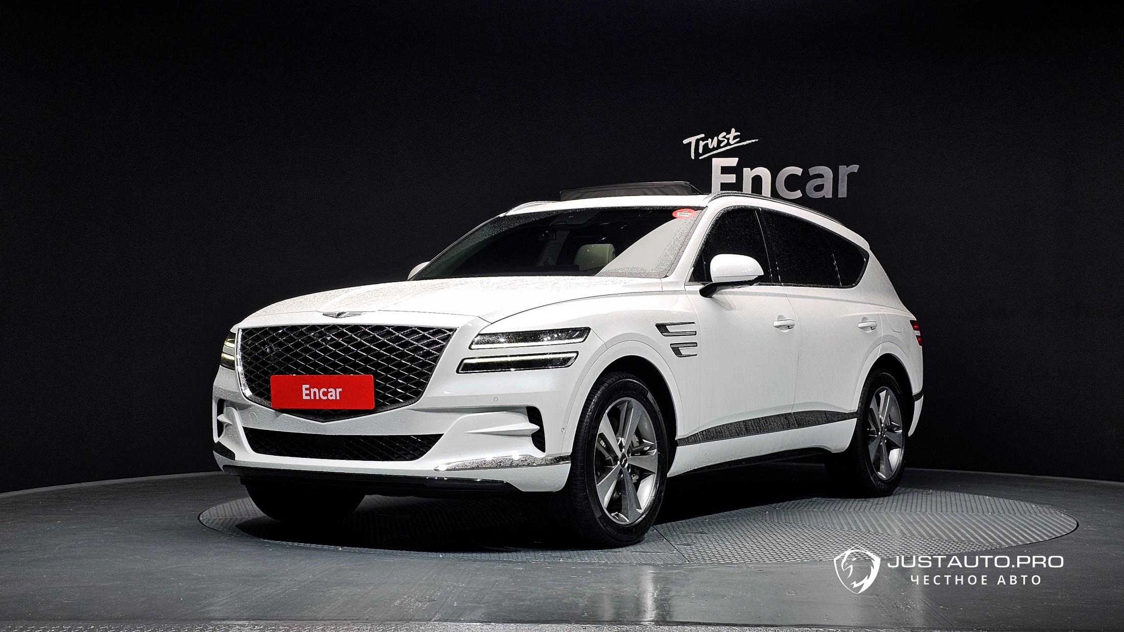 Автомобиль Genesis GV80