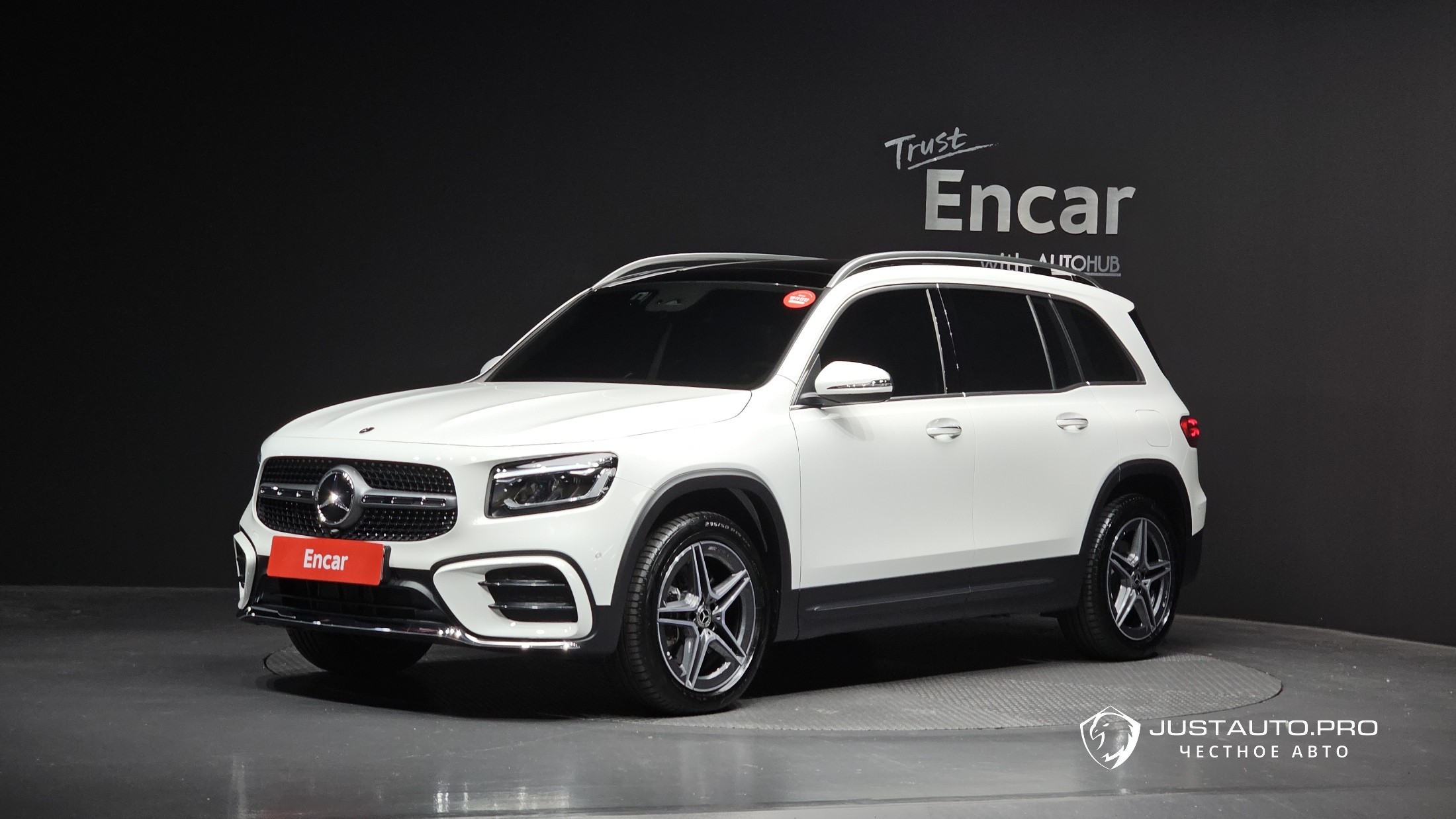 Автомобиль Mercedes-Benz GLB-Class