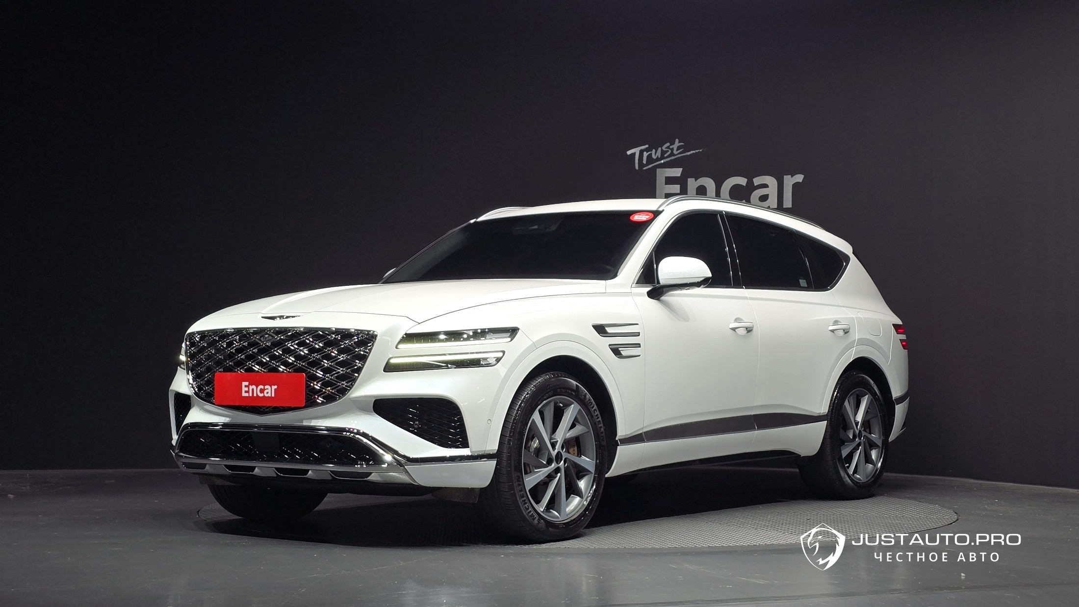 Автомобиль Genesis GV80