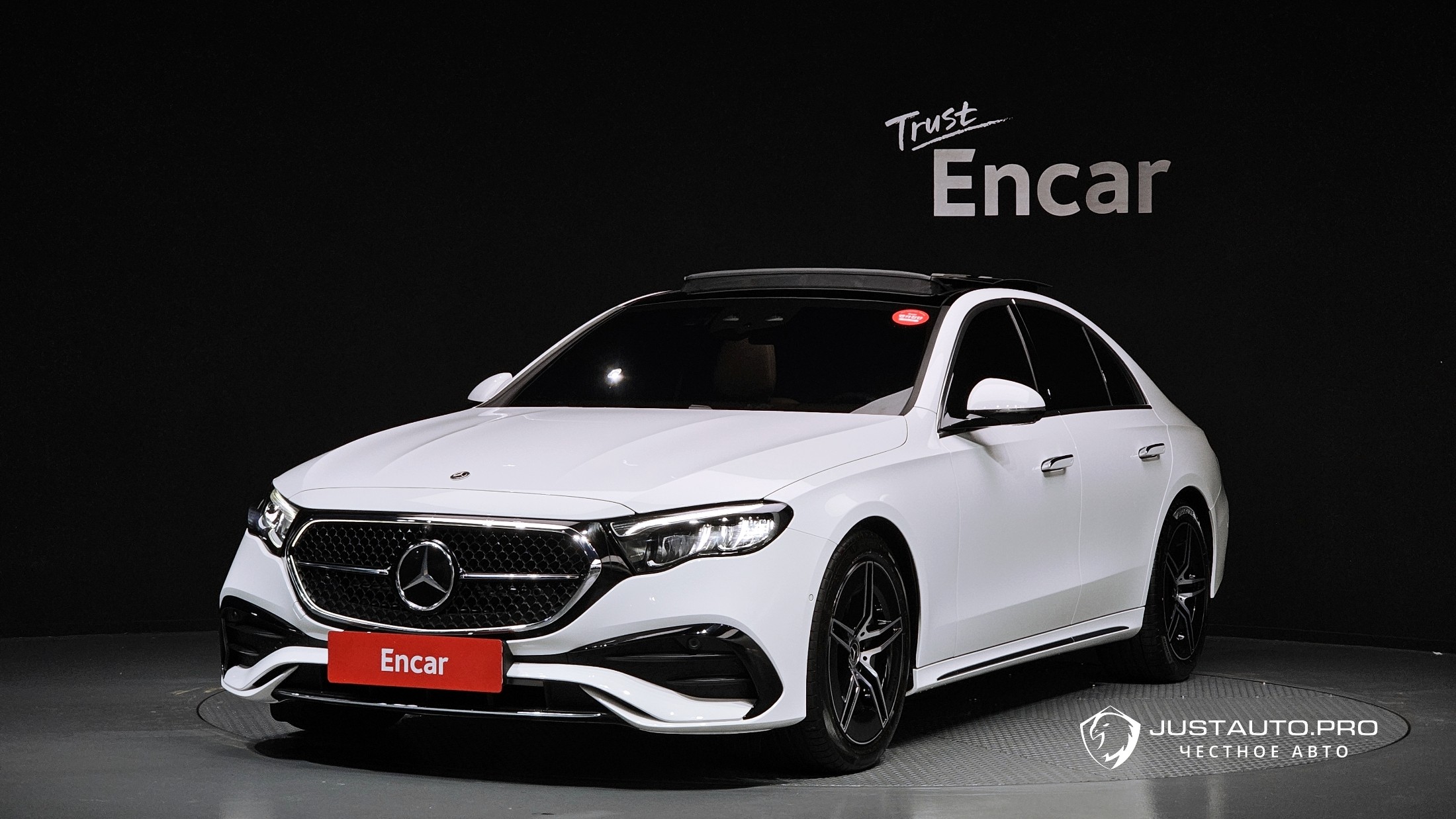 Автомобиль Mercedes-Benz E-Class