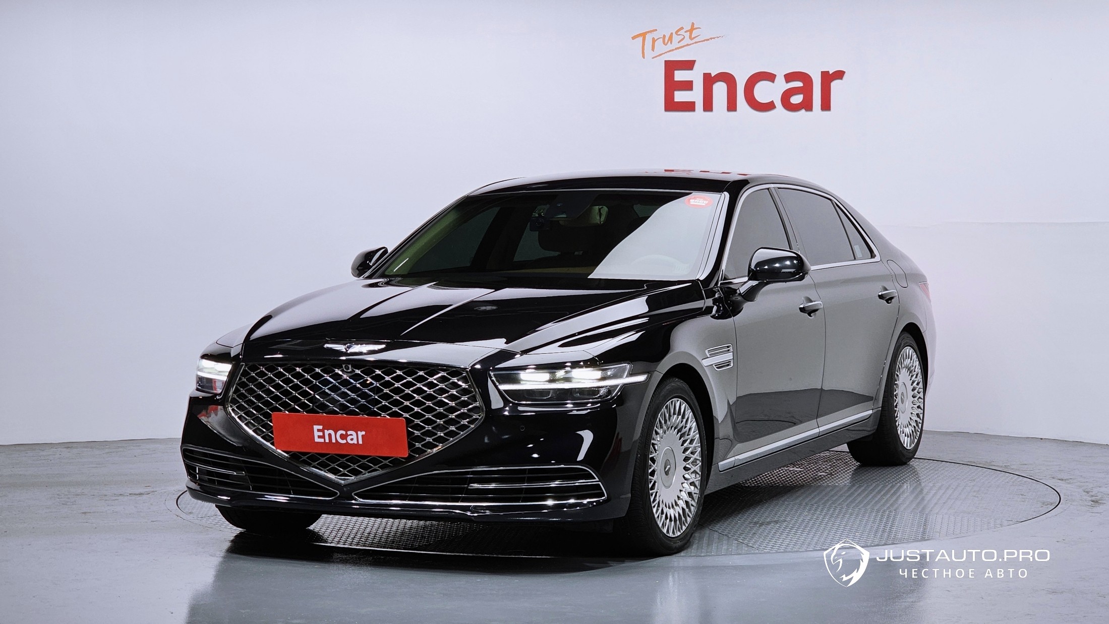 Автомобиль Genesis G90