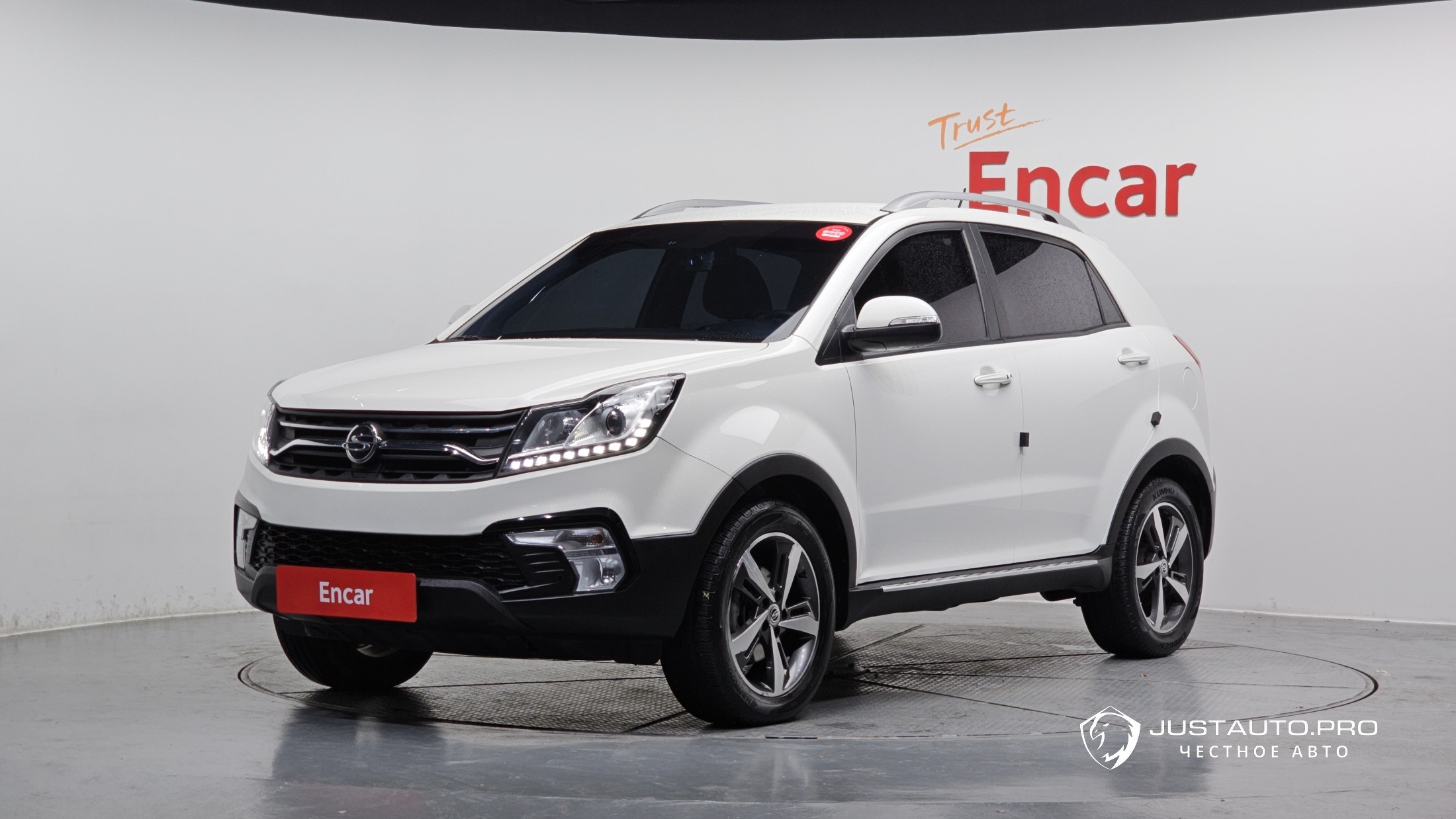 Автомобиль KG_Mobility_Ssangyong KORANDO