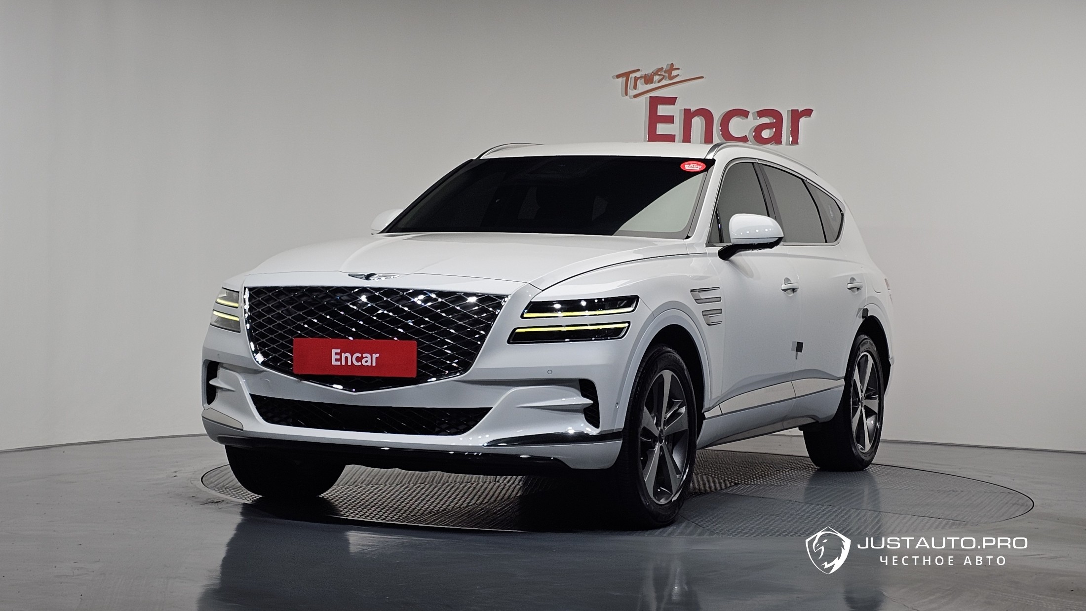 Автомобиль Genesis GV80