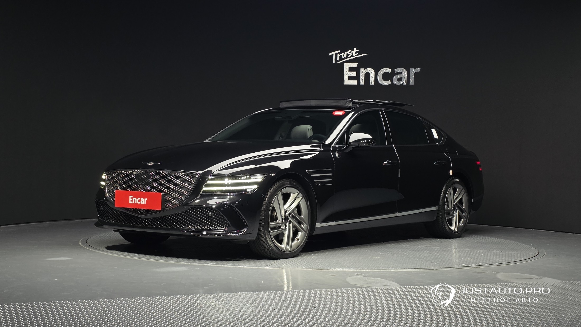 Автомобиль Genesis G80