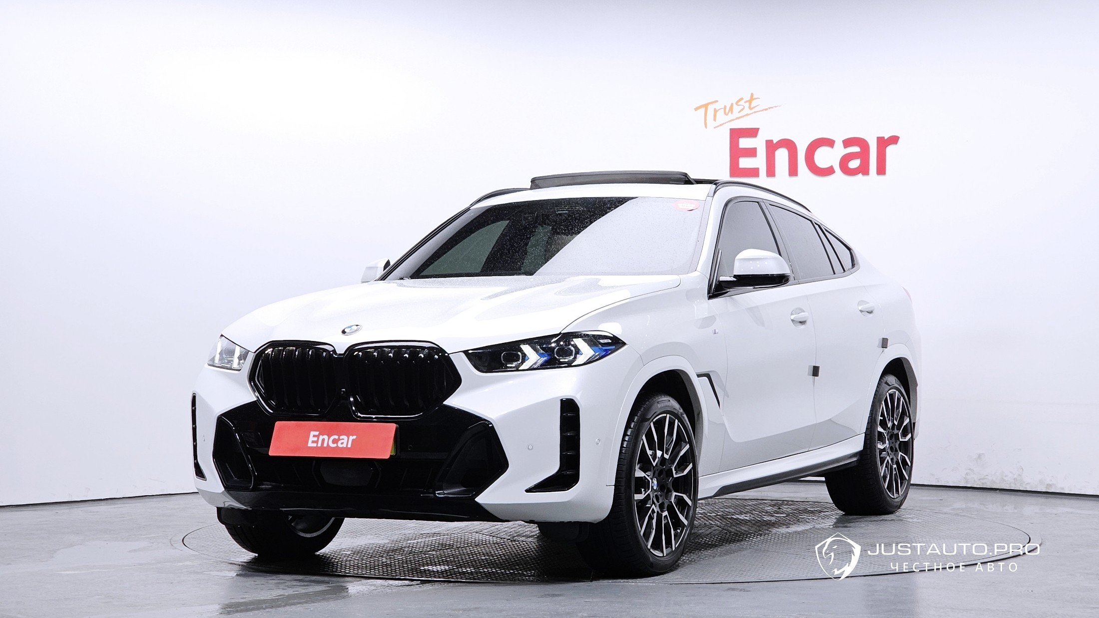 Автомобиль BMW X6