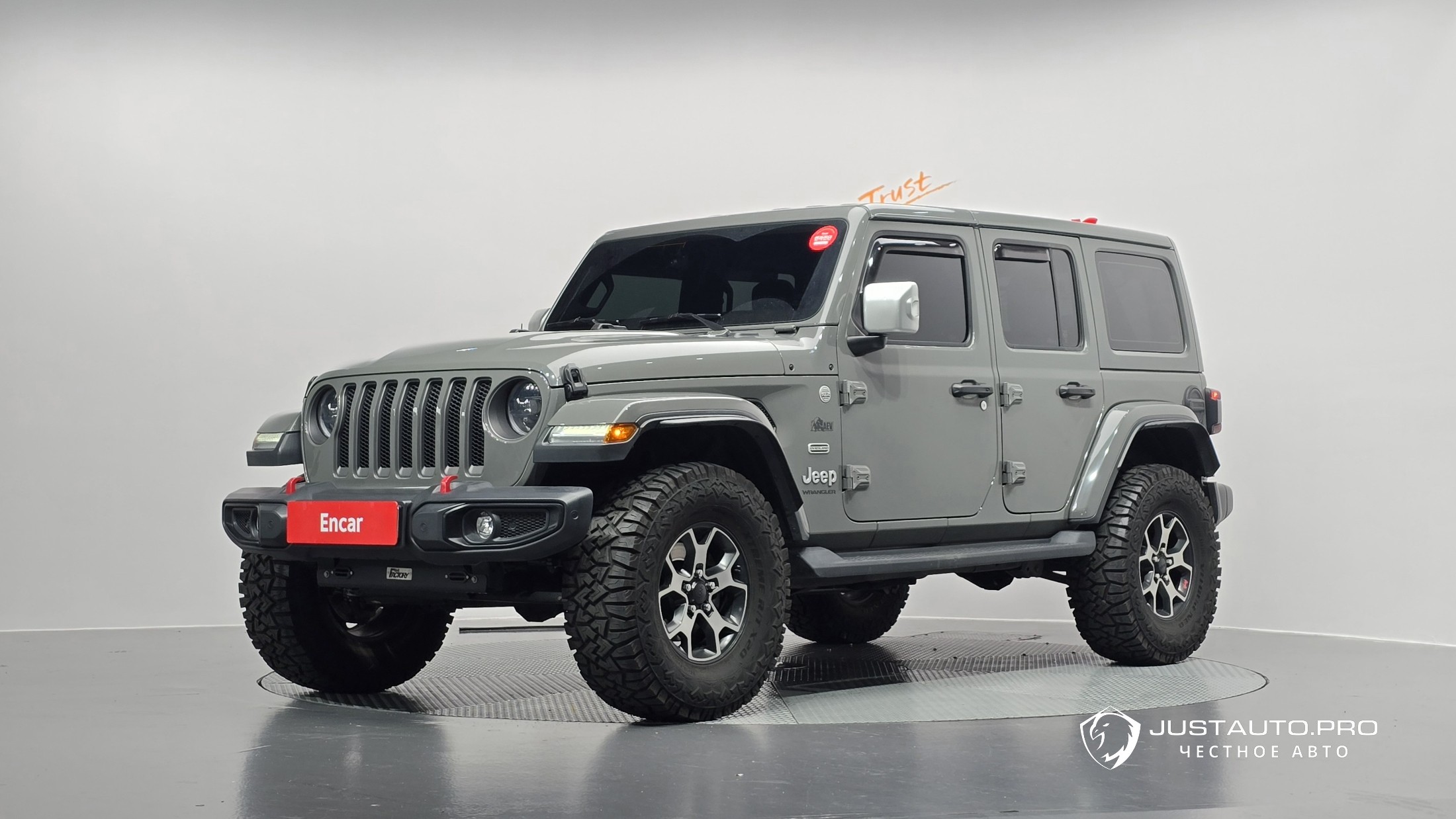 Автомобиль Jeep Wrangler