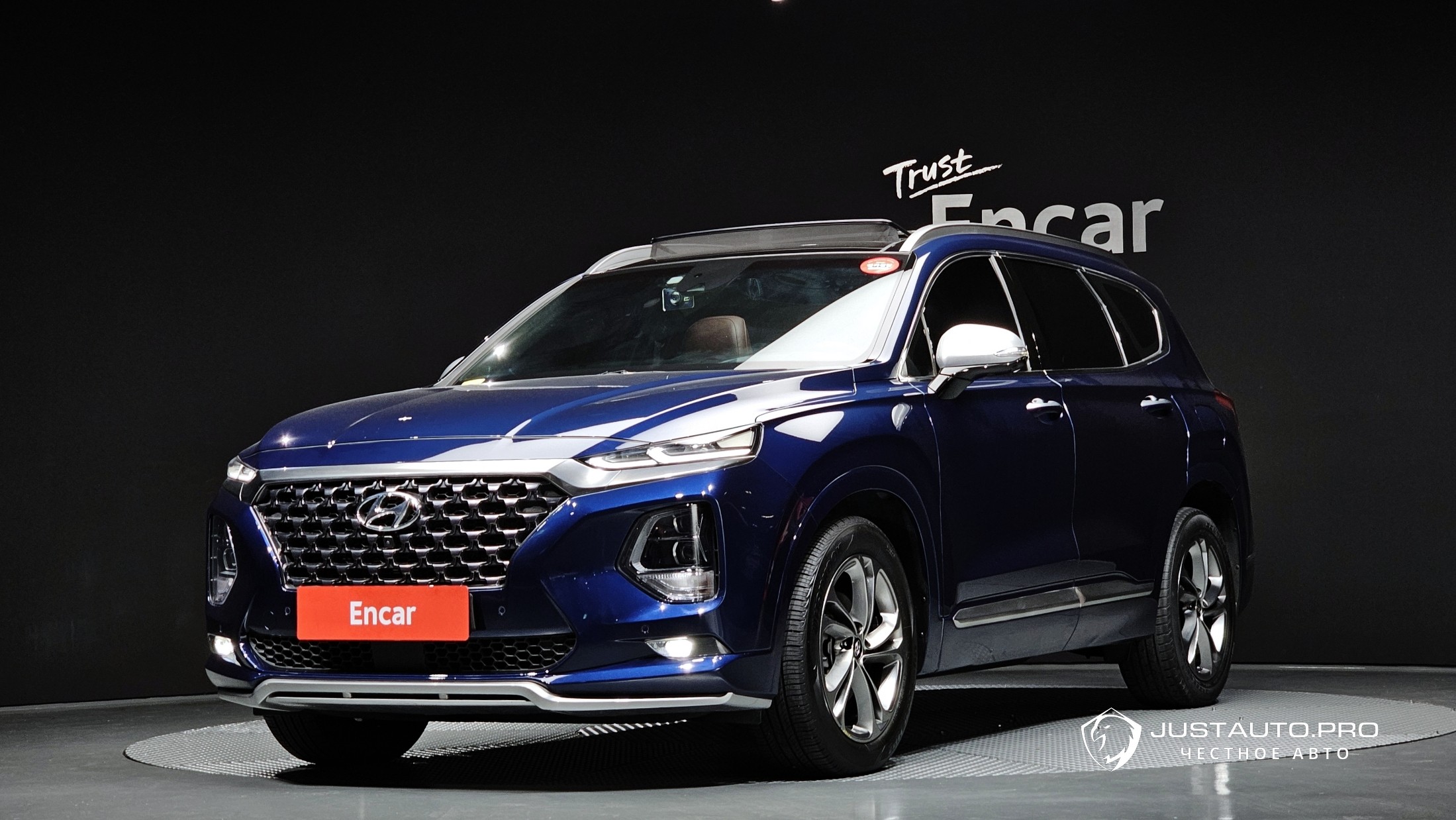 Автомобиль Hyundai Santafe