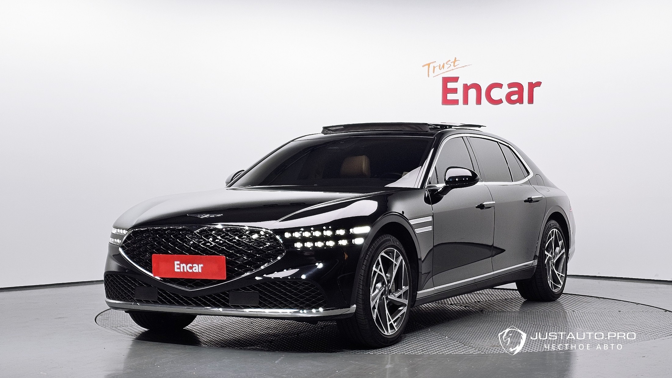 Автомобиль Genesis G90