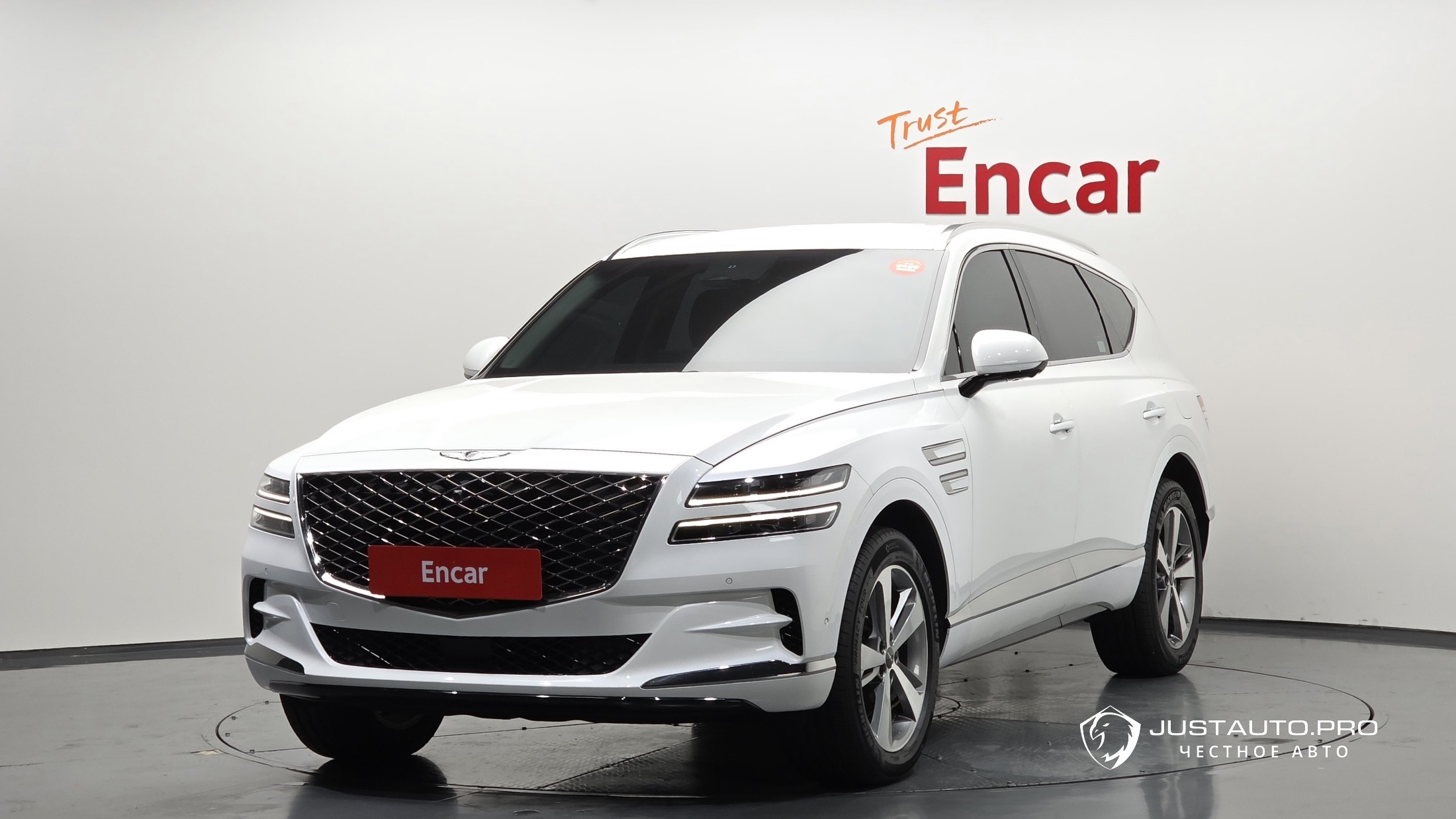 Автомобиль Genesis GV80