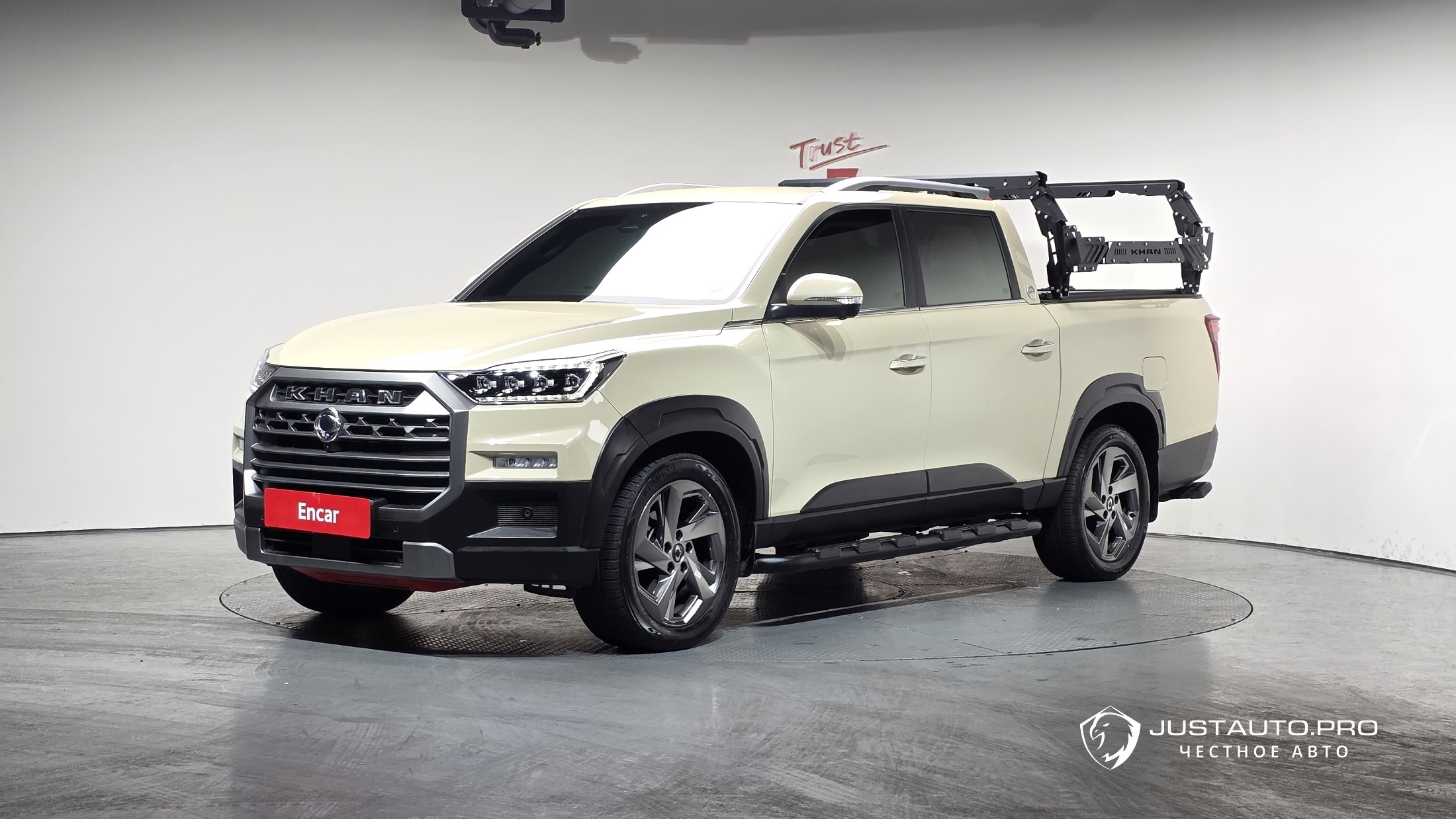 Автомобиль KG_Mobility_Ssangyong Rexton