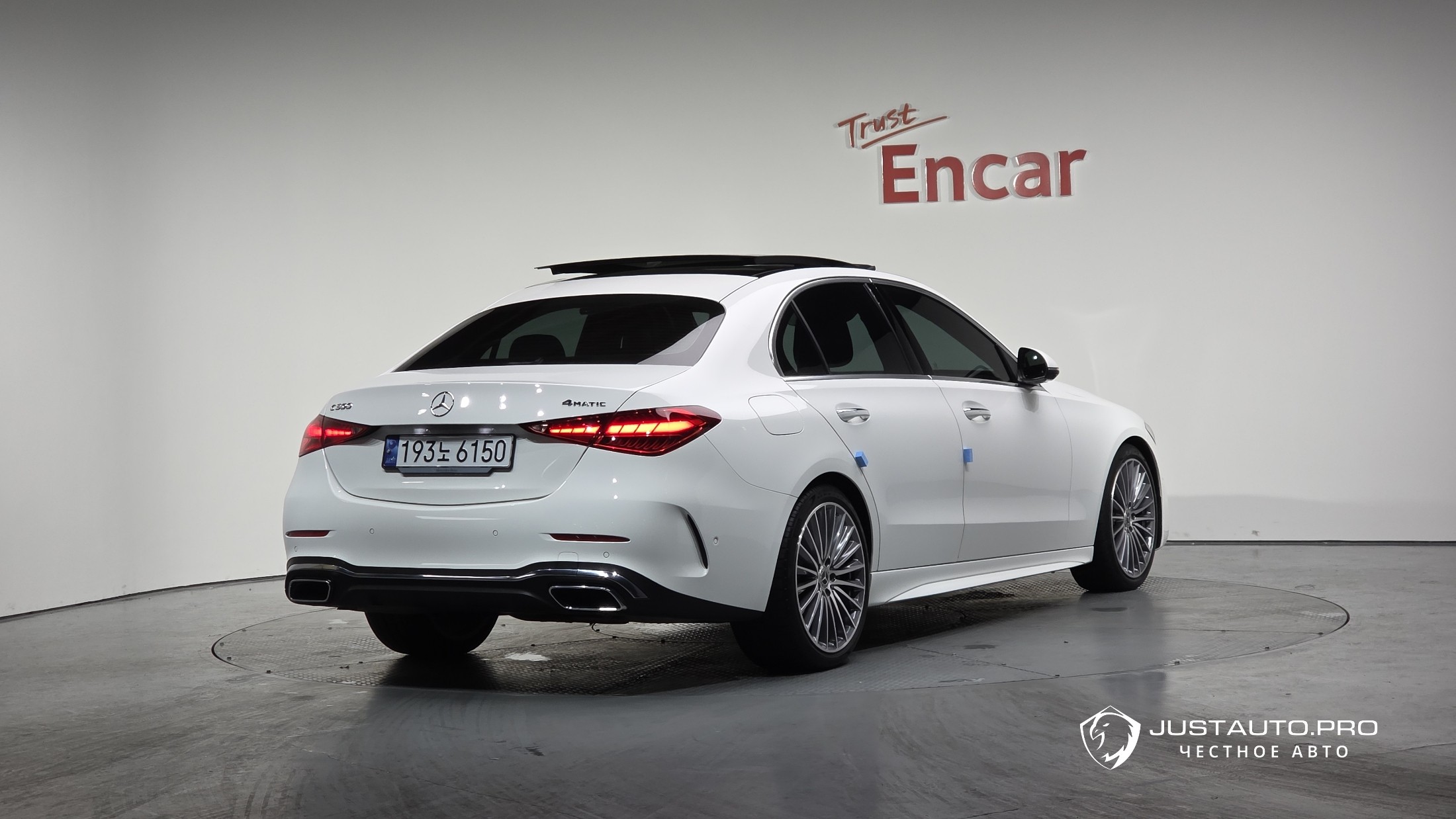 Автомобиль Mercedes-Benz C-Class