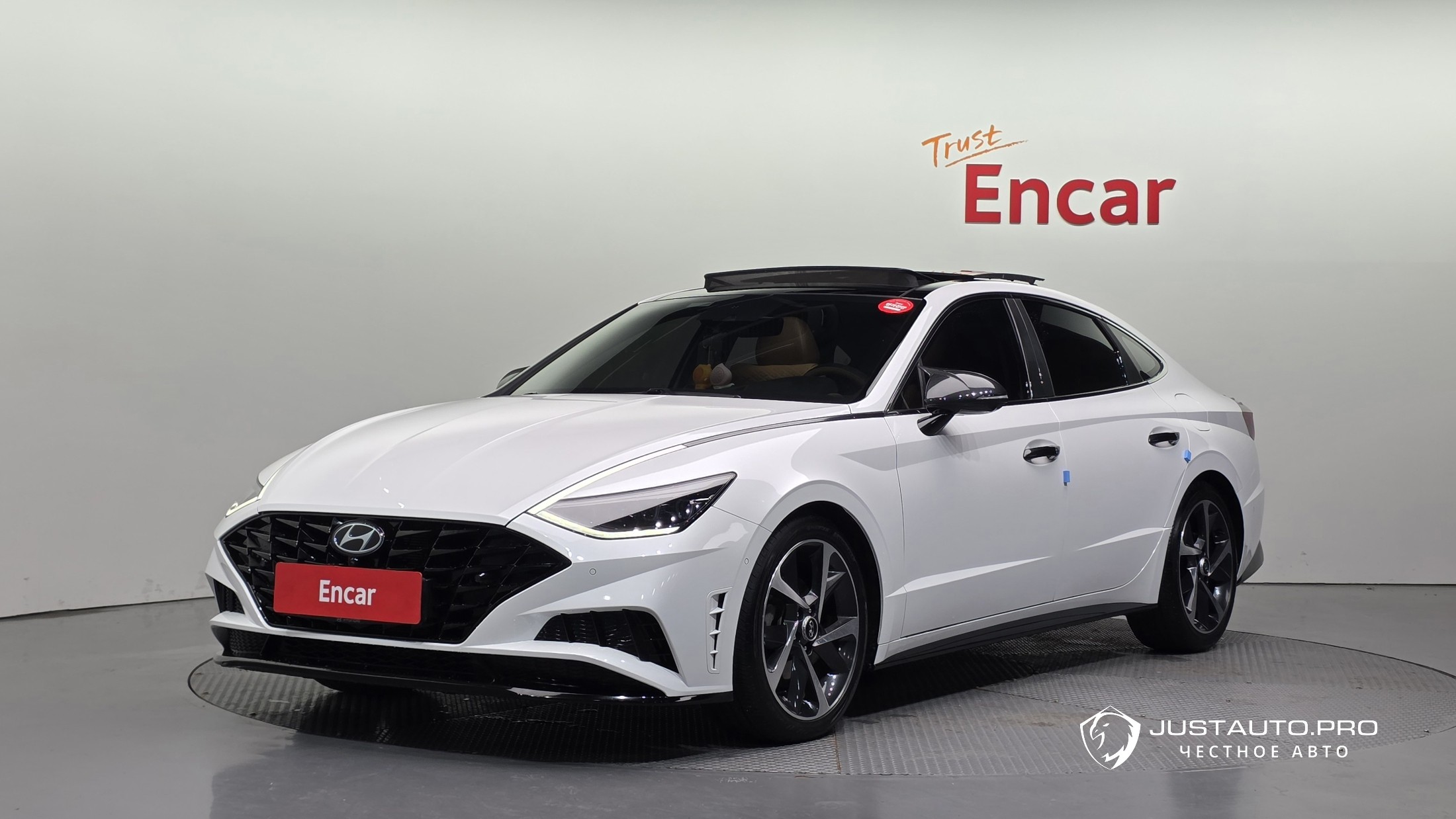 Автомобиль Hyundai Sonata