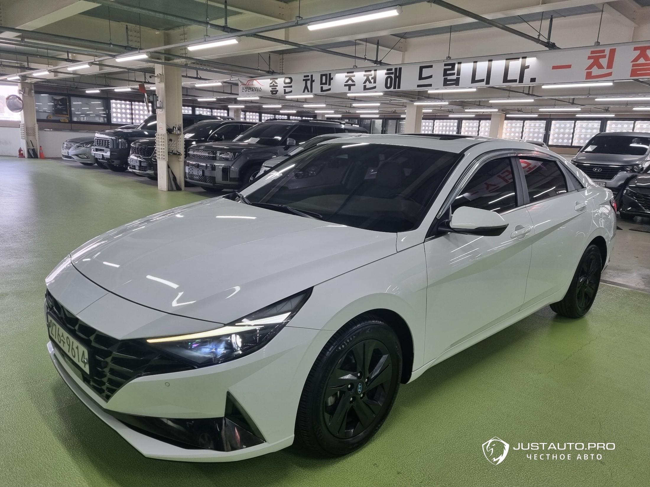 Автомобиль Hyundai AVANTE