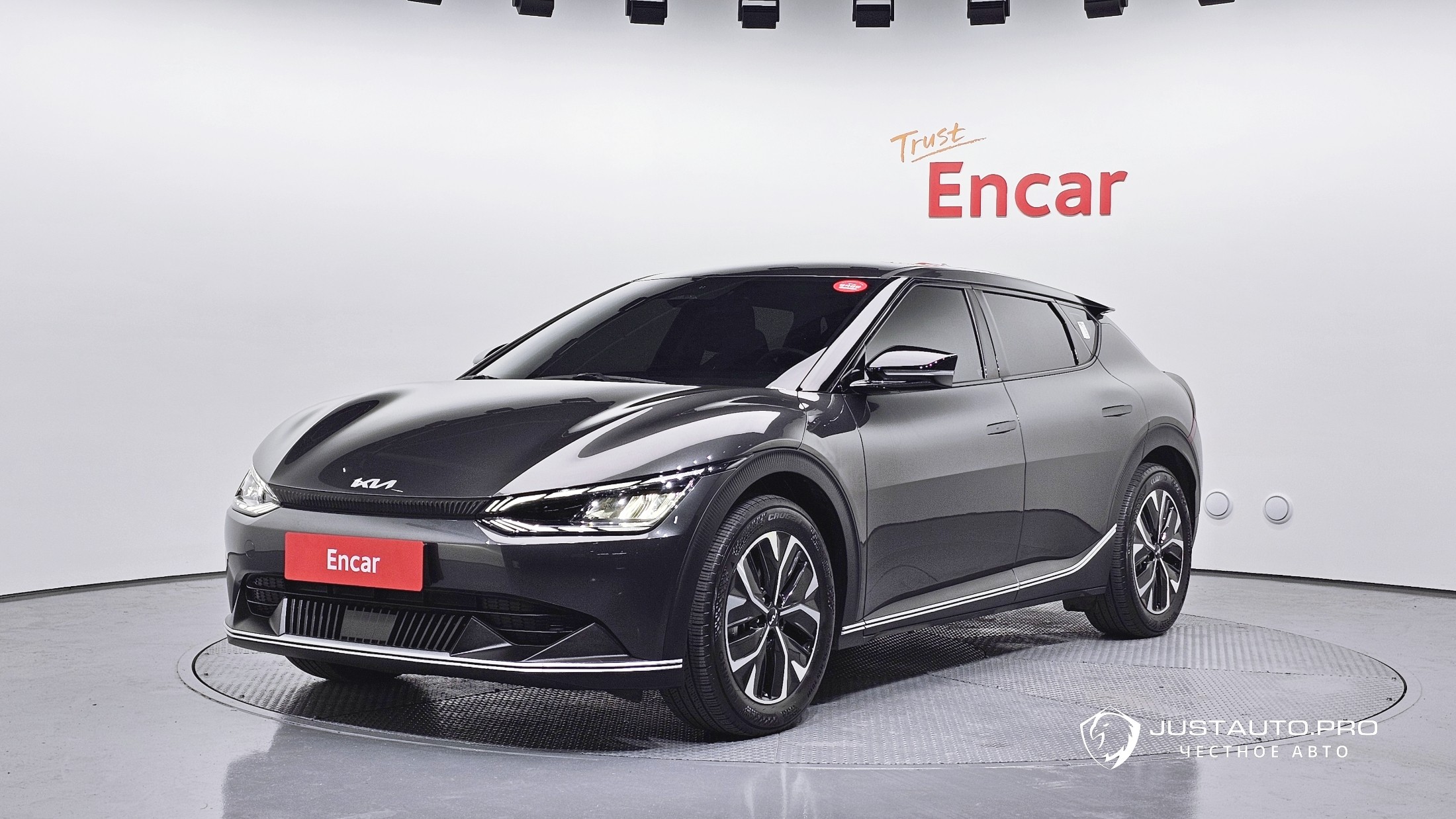 Автомобиль Kia EV6