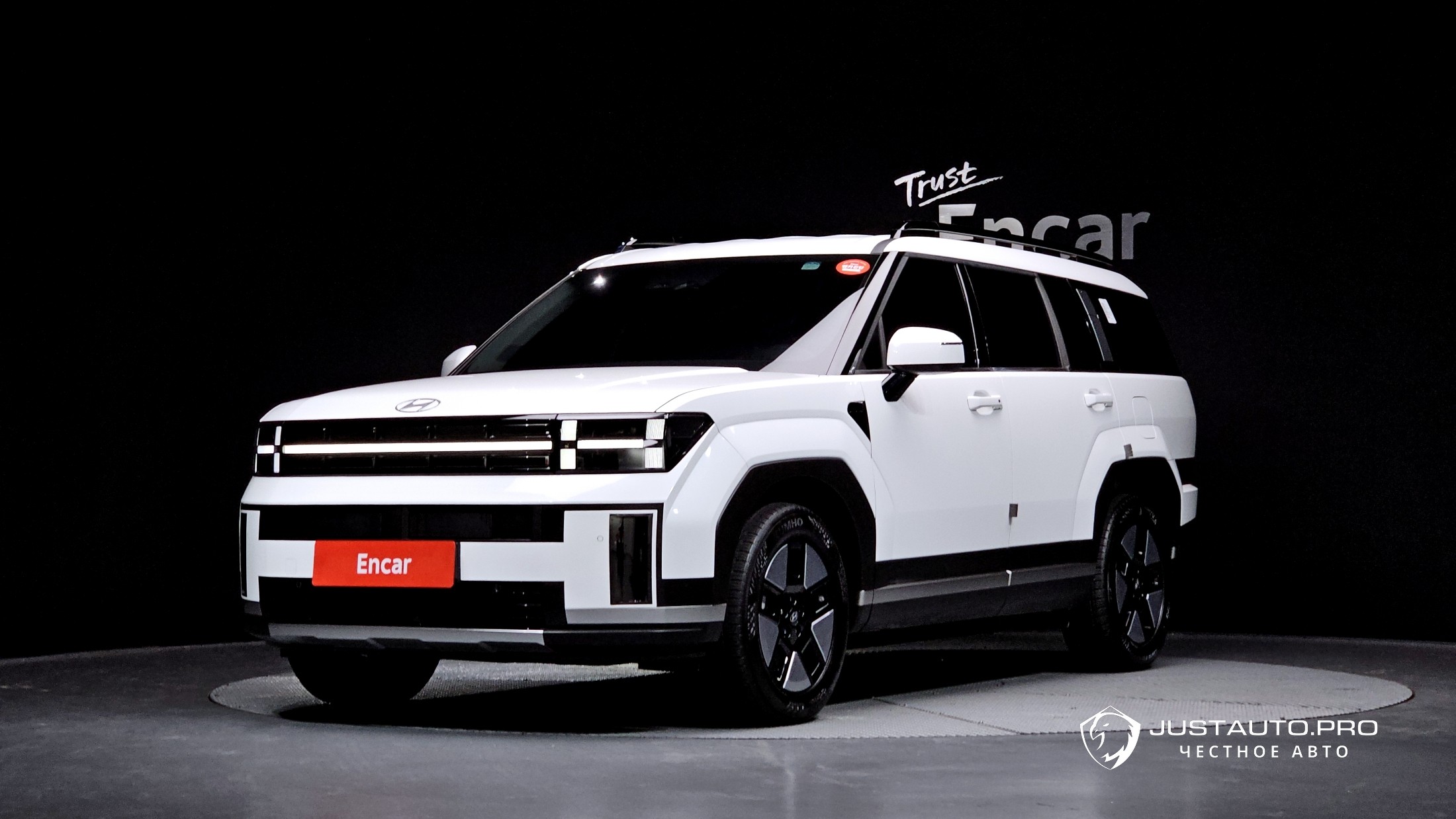 Автомобиль Hyundai Santafe