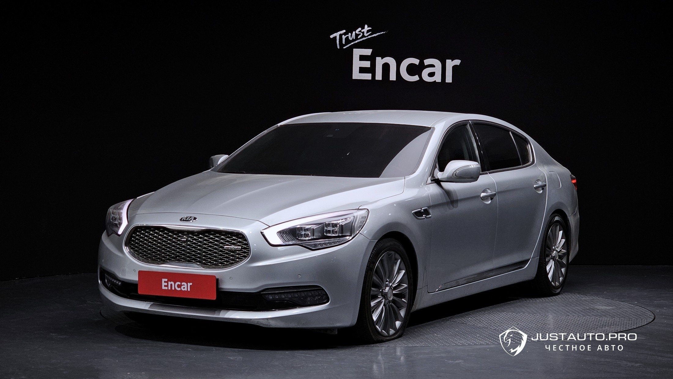 Автомобиль Kia K9