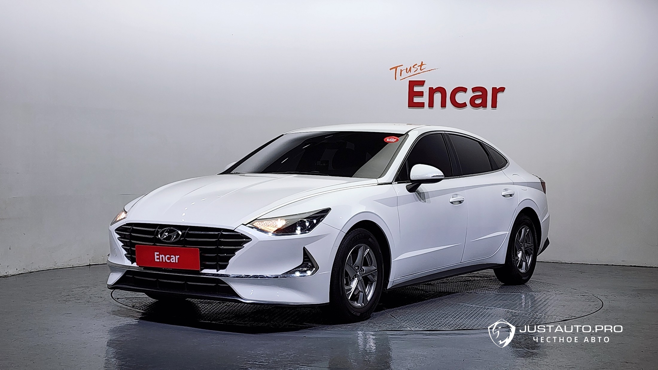 Автомобиль Hyundai Sonata