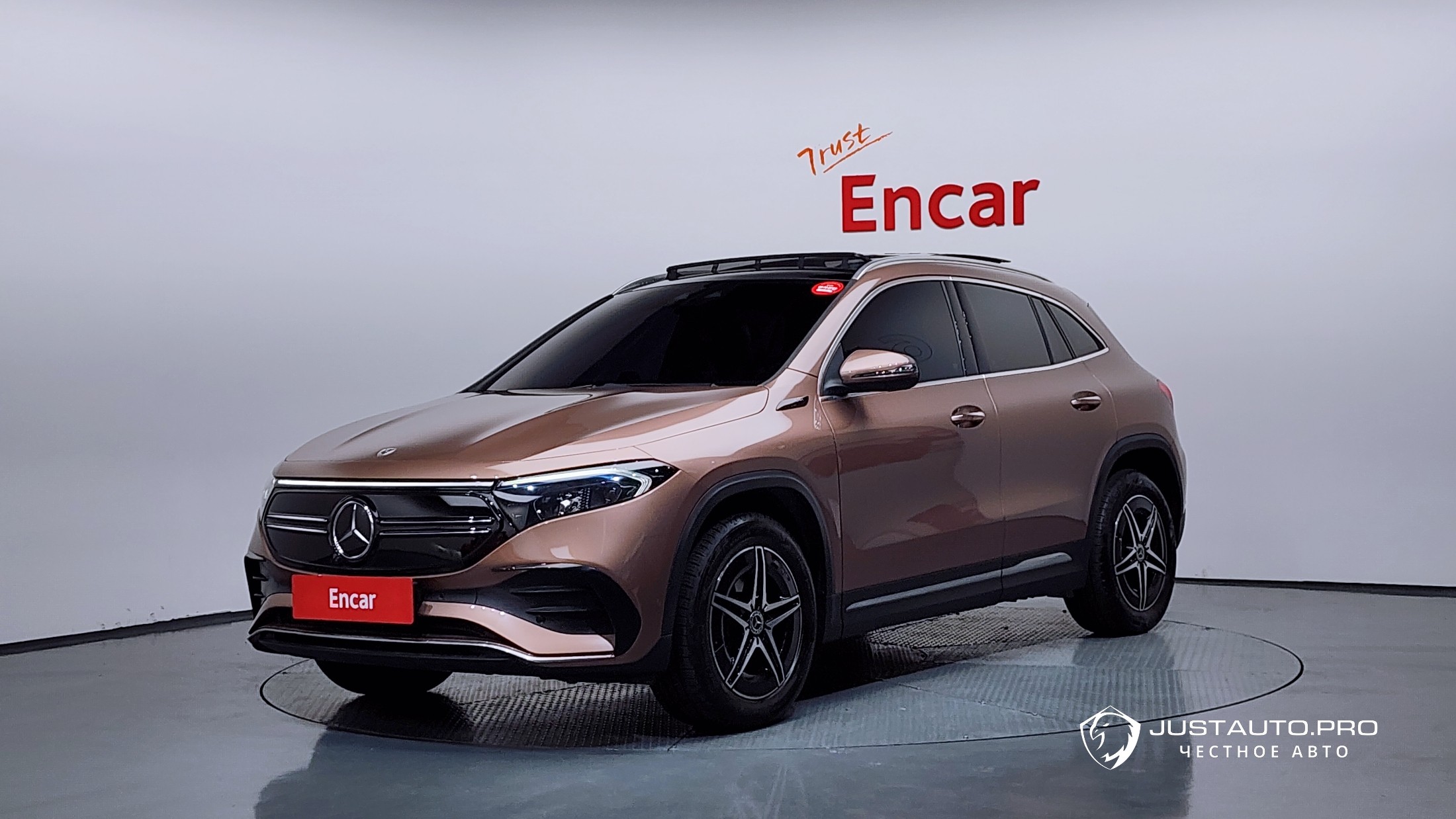 Автомобиль Mercedes-Benz EQA