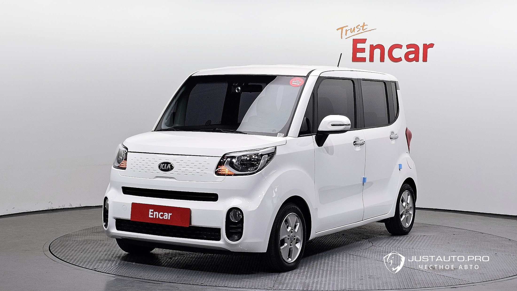 Автомобиль Kia RAY
