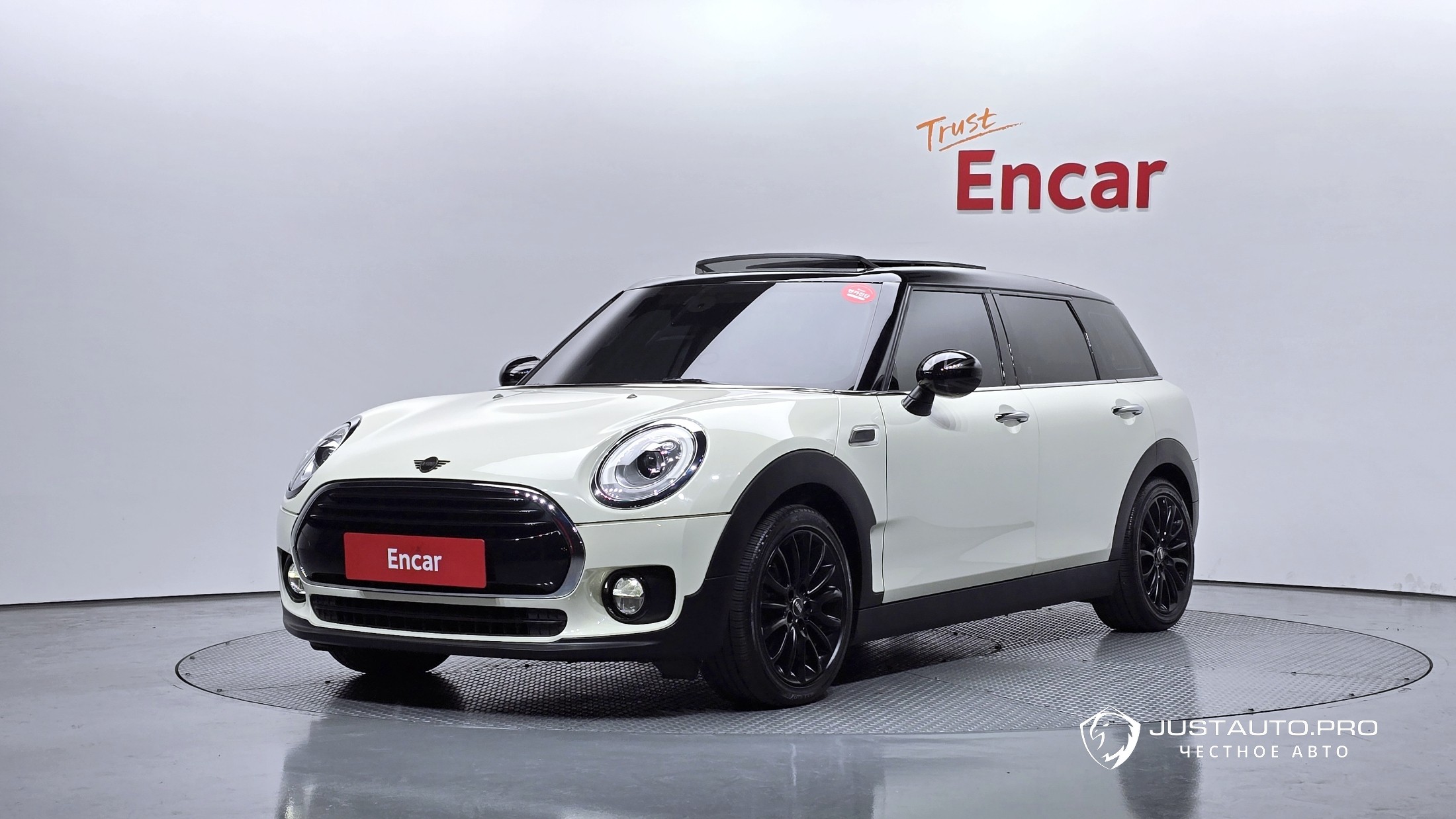 Автомобиль Mini Clubman