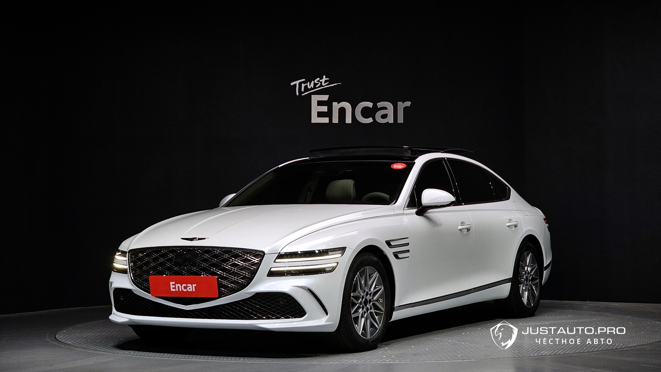 Автомобиль Genesis G80