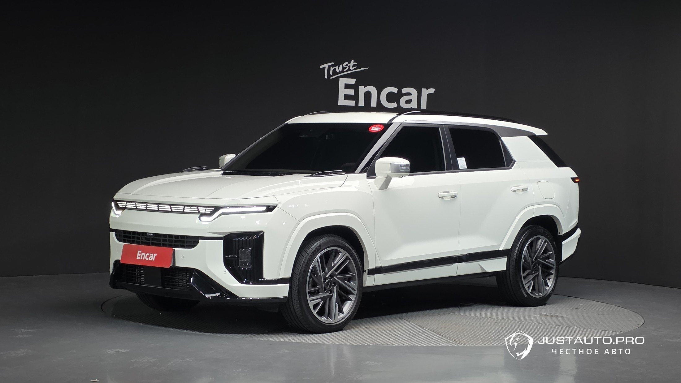 Автомобиль KG_Mobility_Ssangyong Actyon